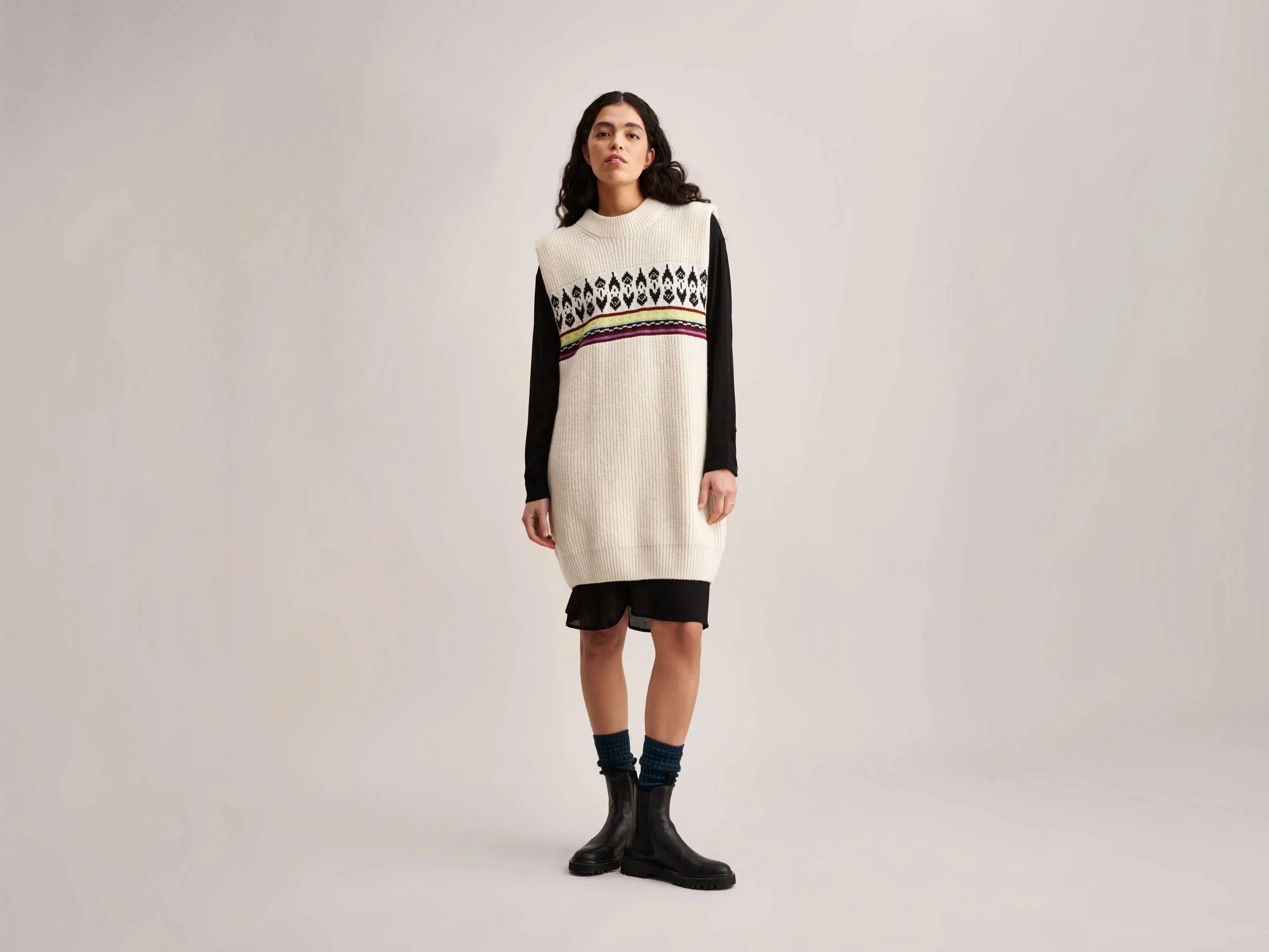 Aiqe Dress (232 / W / SABLE) Modest Light Live Soft