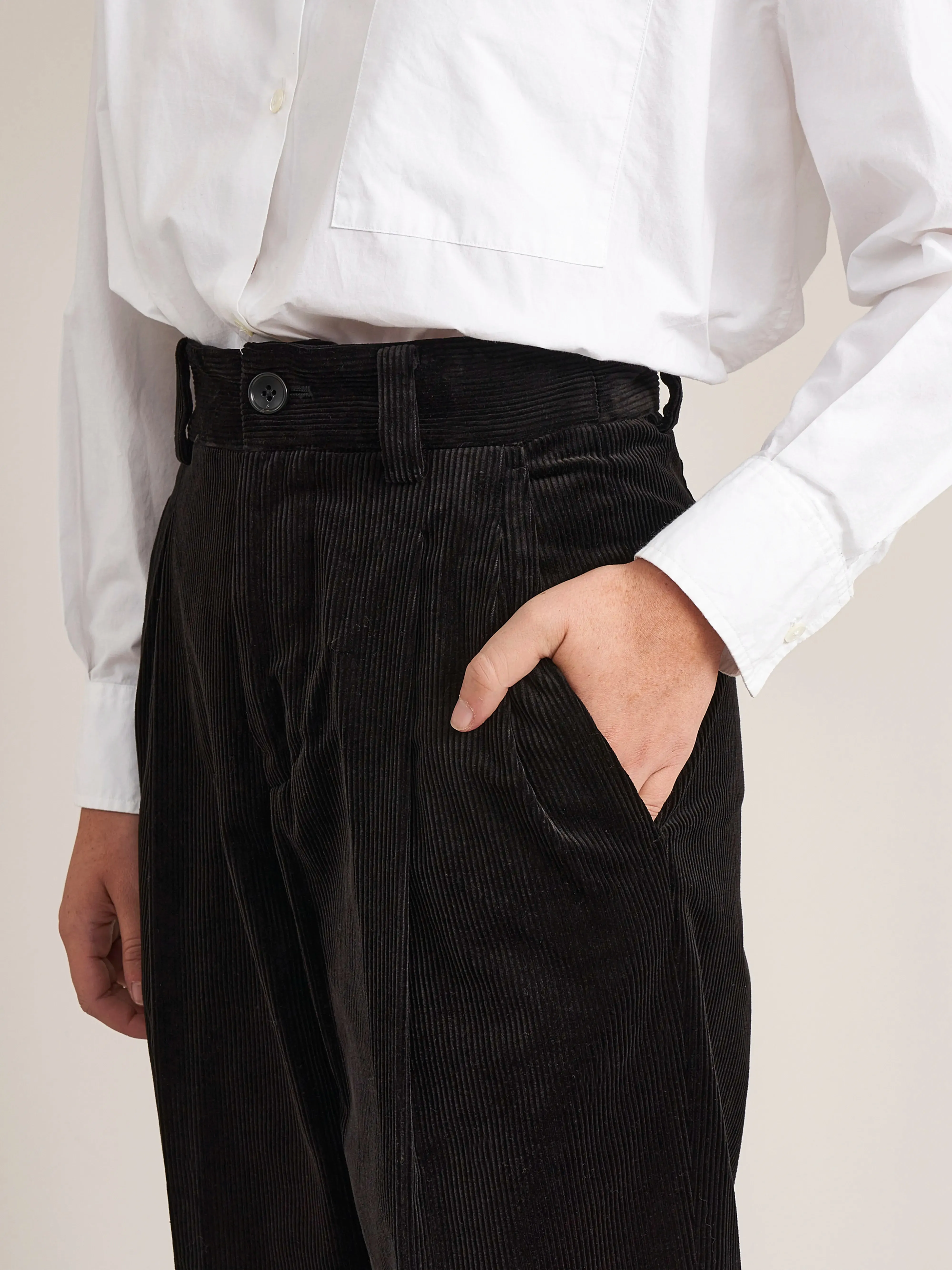 Bass Corduroy Pants (232 / W / BLACK) Clean Lines