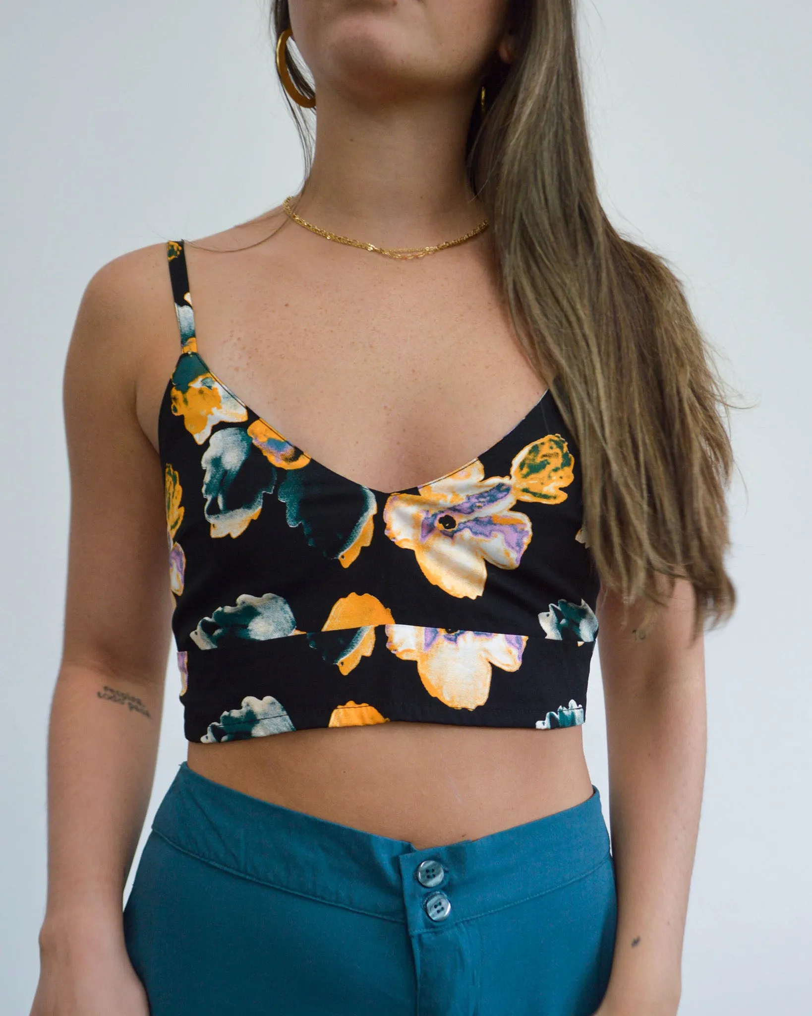 Biderman Crop Stylish Appeal
