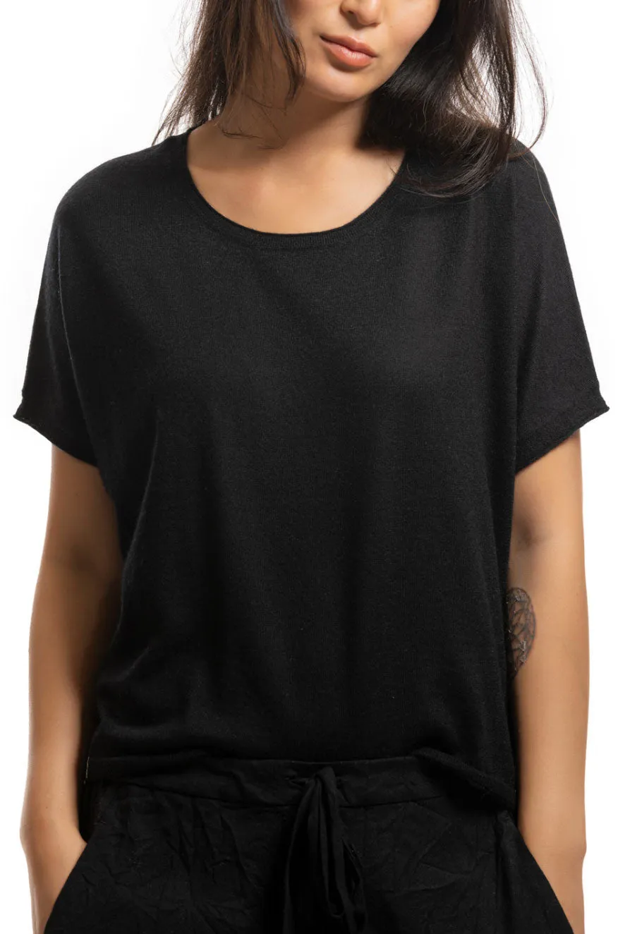 Black Popover Fall look