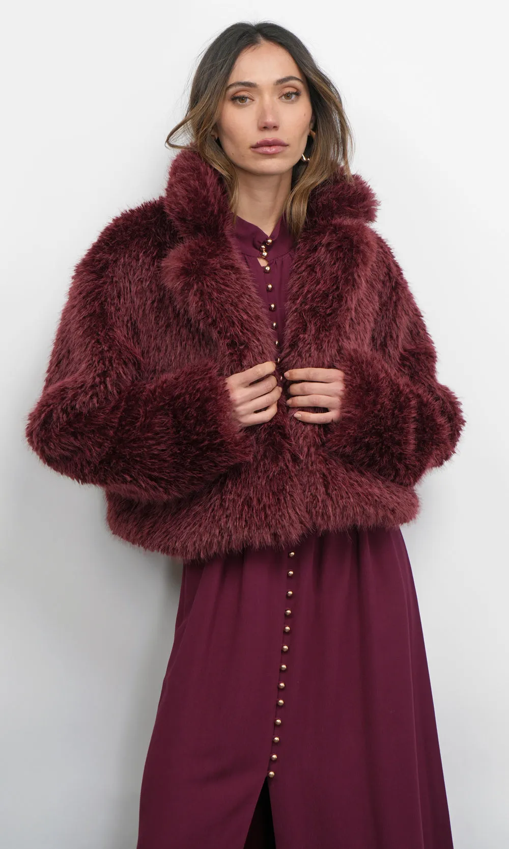 Maddox Shaggy Faux Fur Cropped G258J1832
