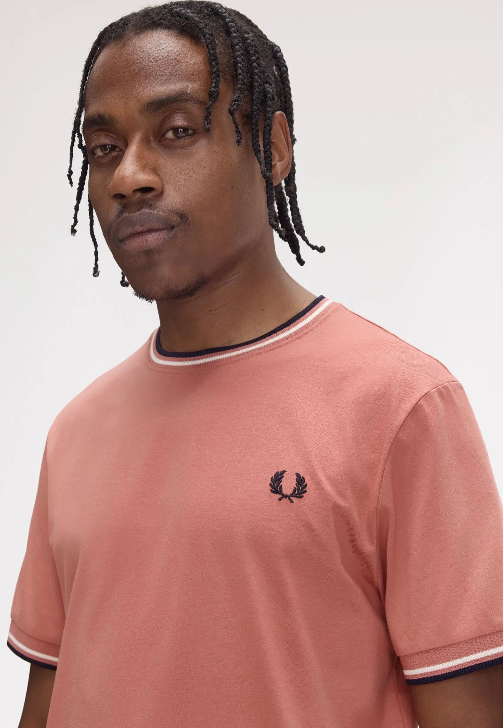 Bold Prints Fred Perry - Twin Tipped Putty Pink/Ecru/Navy - T-Shirt