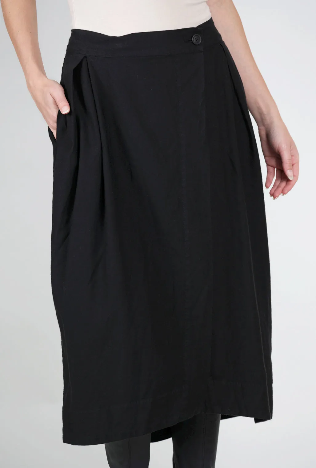 Box Pleat Midi Skirt, Black Seasonal Favorite