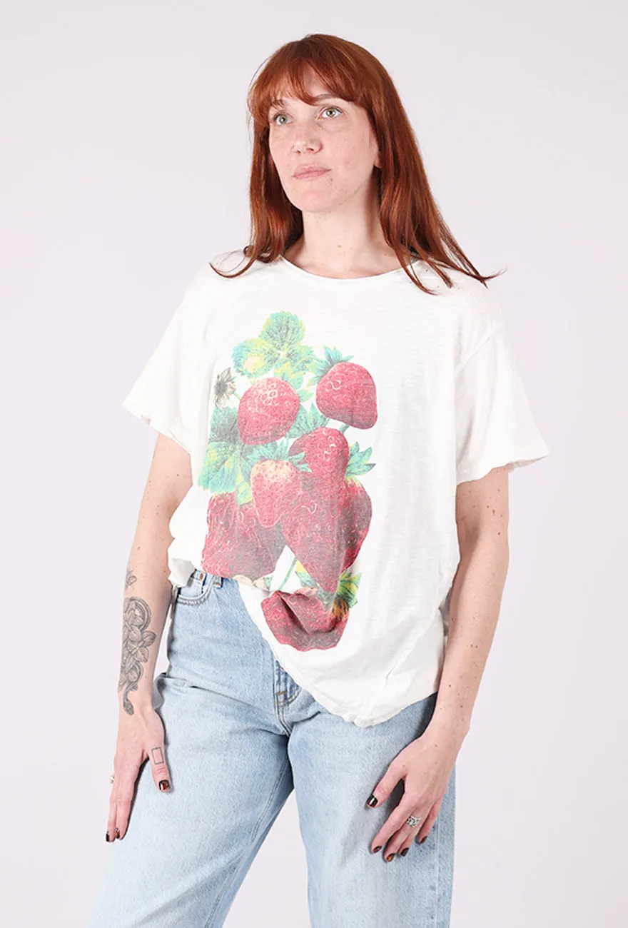 Boyfriend Tee, Strawberry Blooms/True Spring Freshness