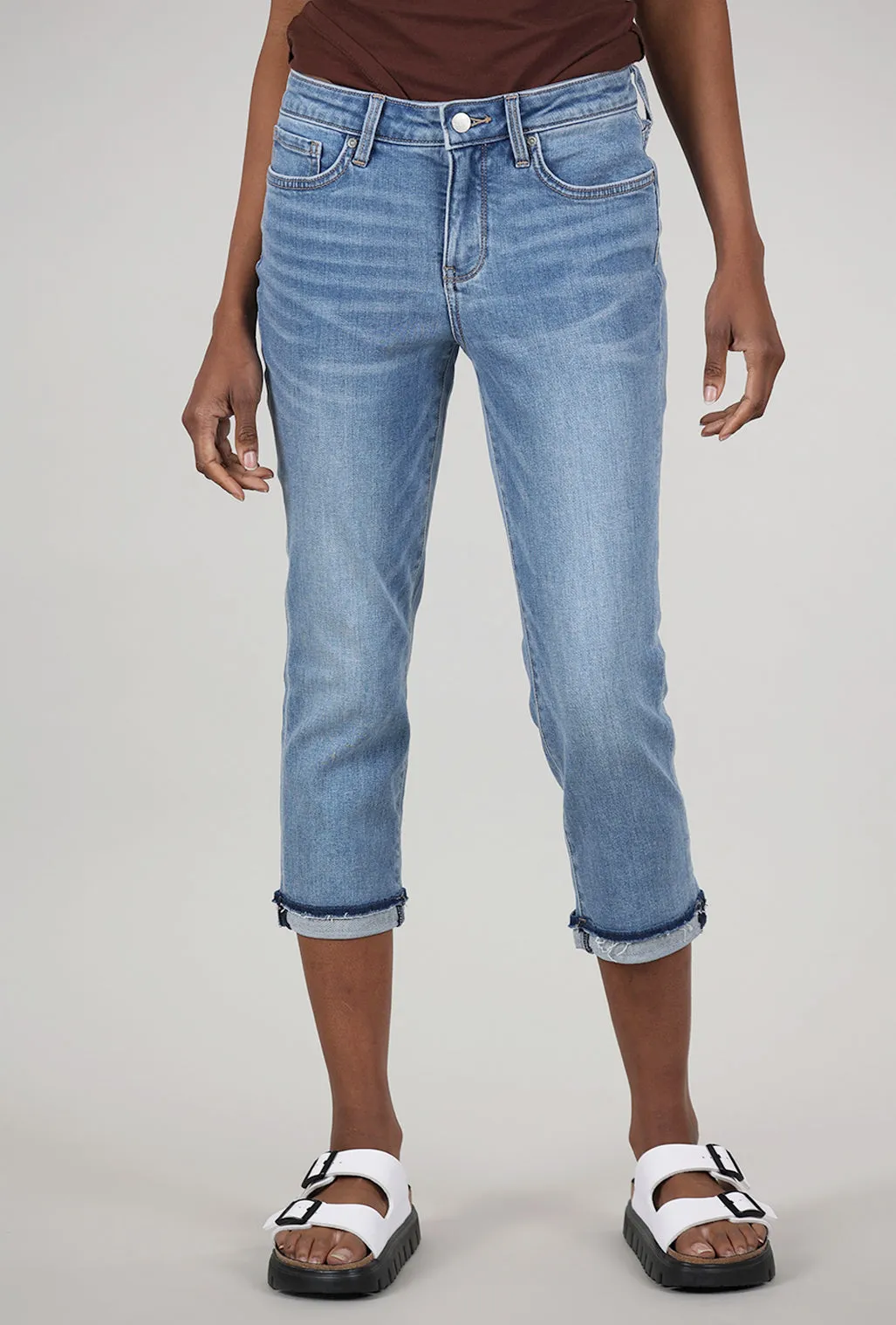 Chloe Capri Raw-Edge Denim, Crescent Shore Lightweight