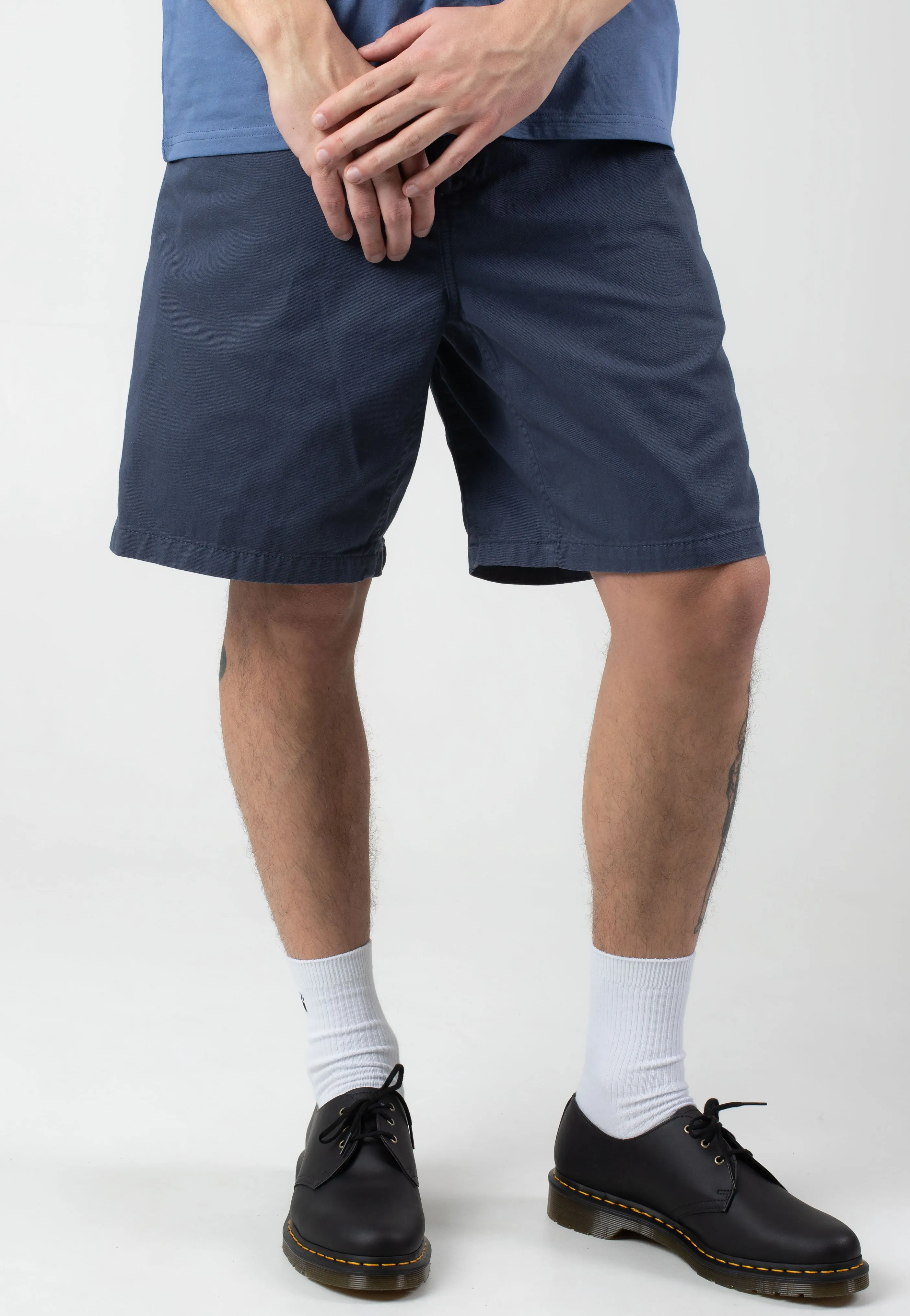 Carhartt WIP - Flint Garment Dyed Dusky Blue - Shorts Simple and Cool