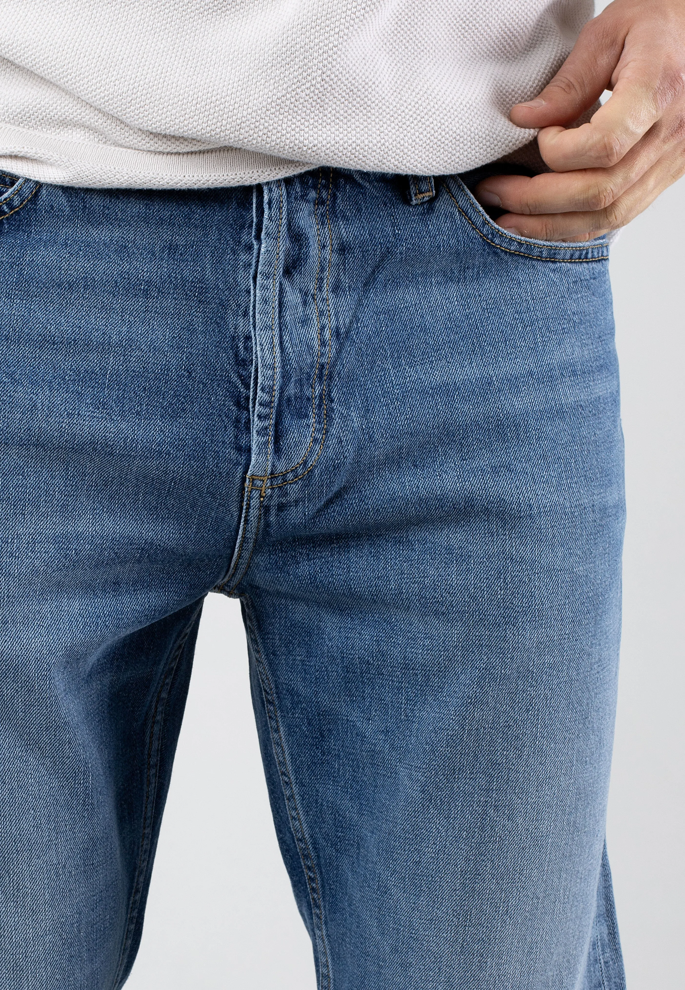 Carhartt WIP - Marlow Worn Bleached Blue - Jeans Ready to Wear