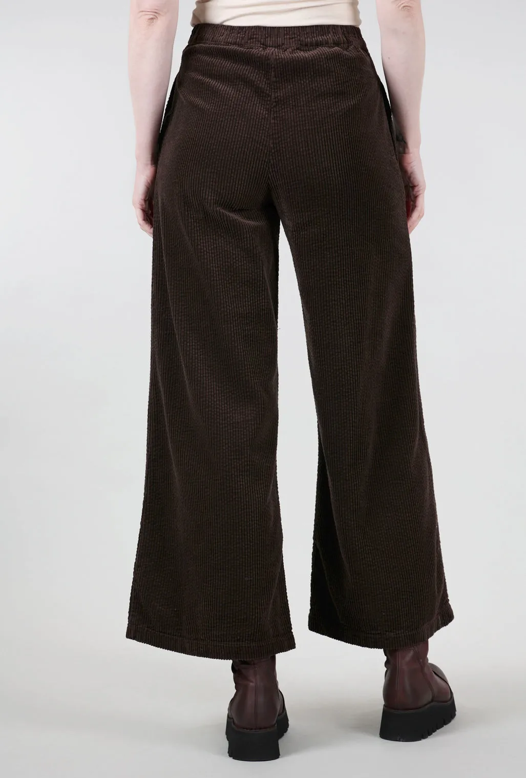 Casual Style Luxe Cord Wide Leg Zip Pant, Mahogany