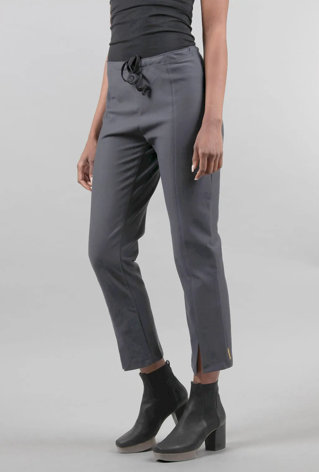 Claire Pant, Graphite Trendy Waist