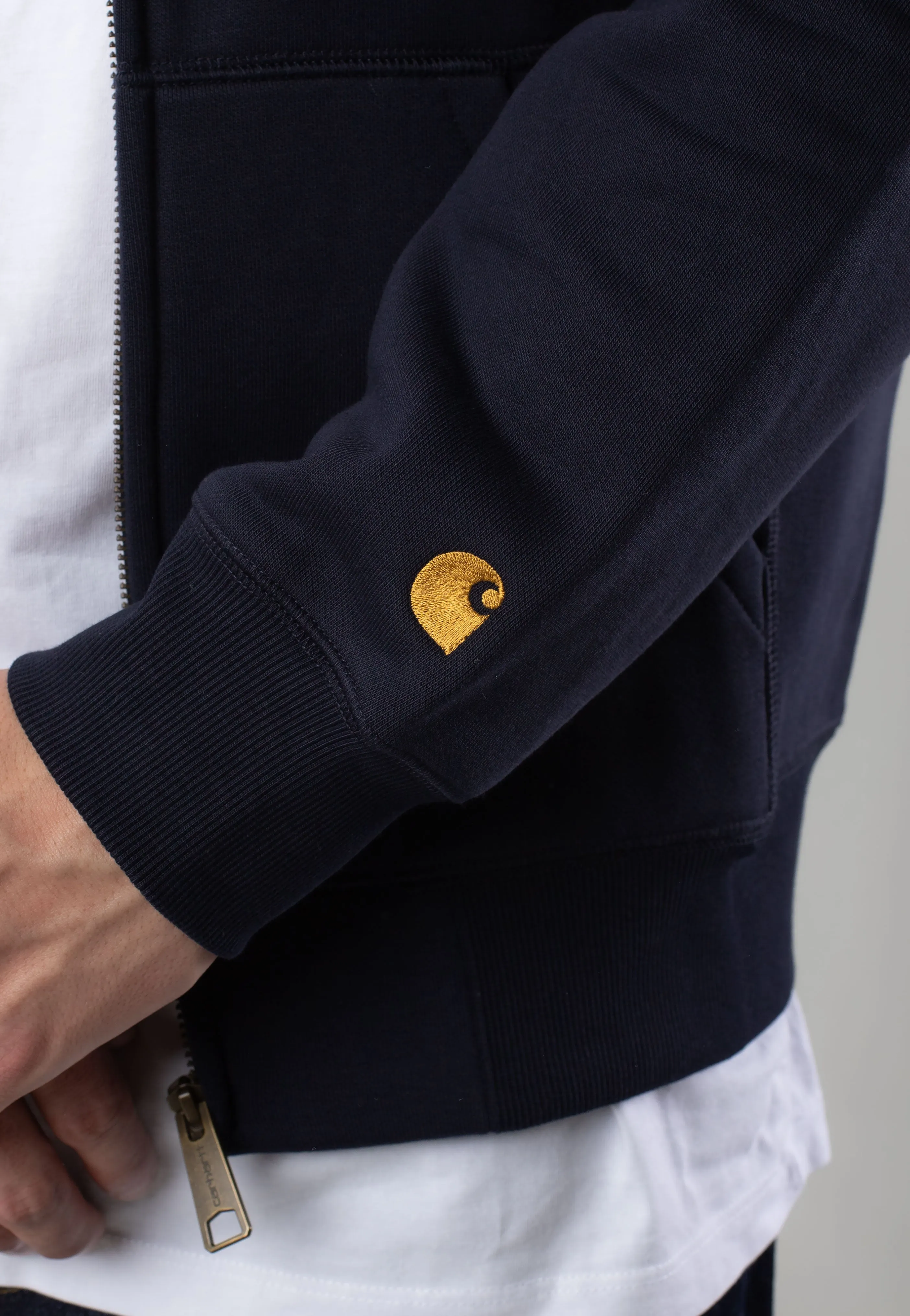 Classic Street Carhartt WIP - Hooded Chase Jacket Dark Navy/Gold - Hoodie
