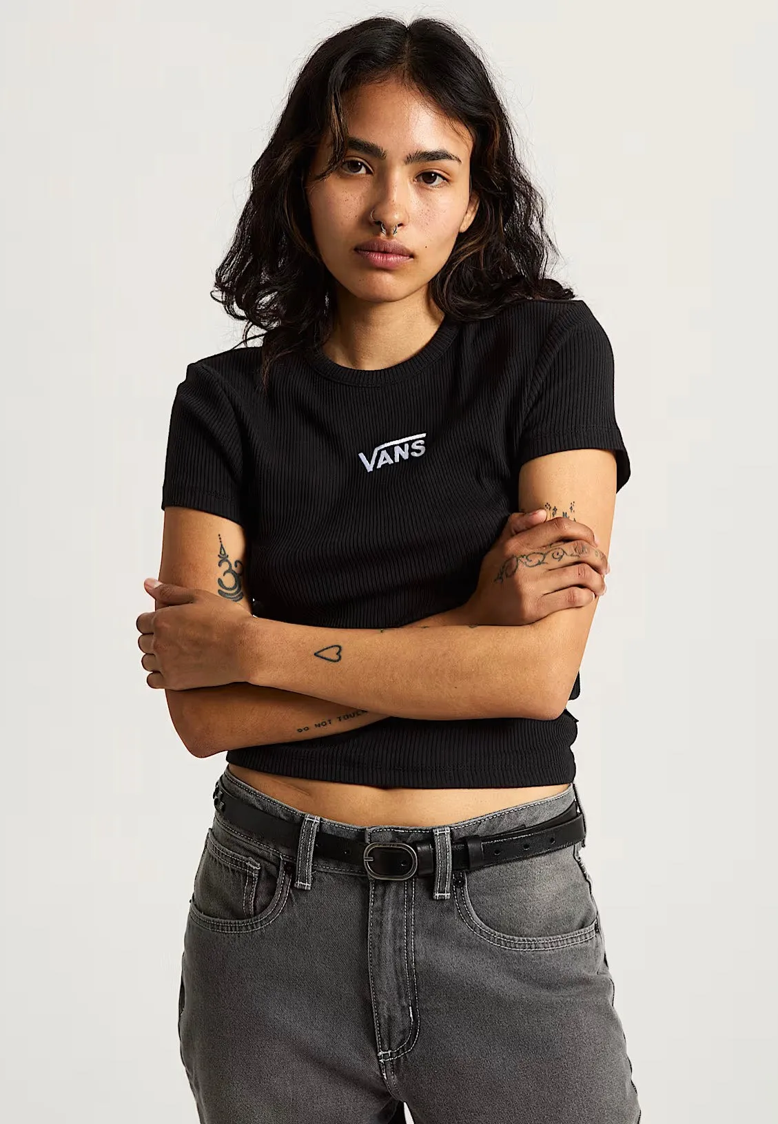Clean Fit Vans - Cameron Black - T-Shirt