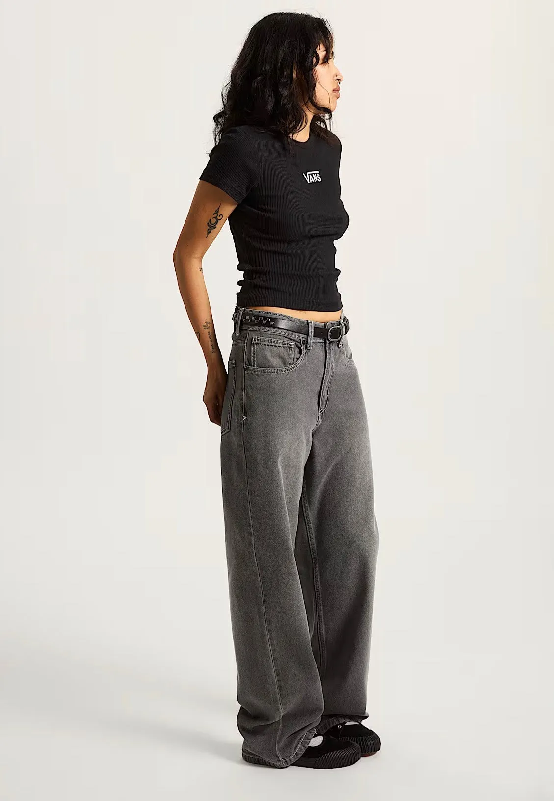 Clean Fit Vans - Cameron Black - T-Shirt