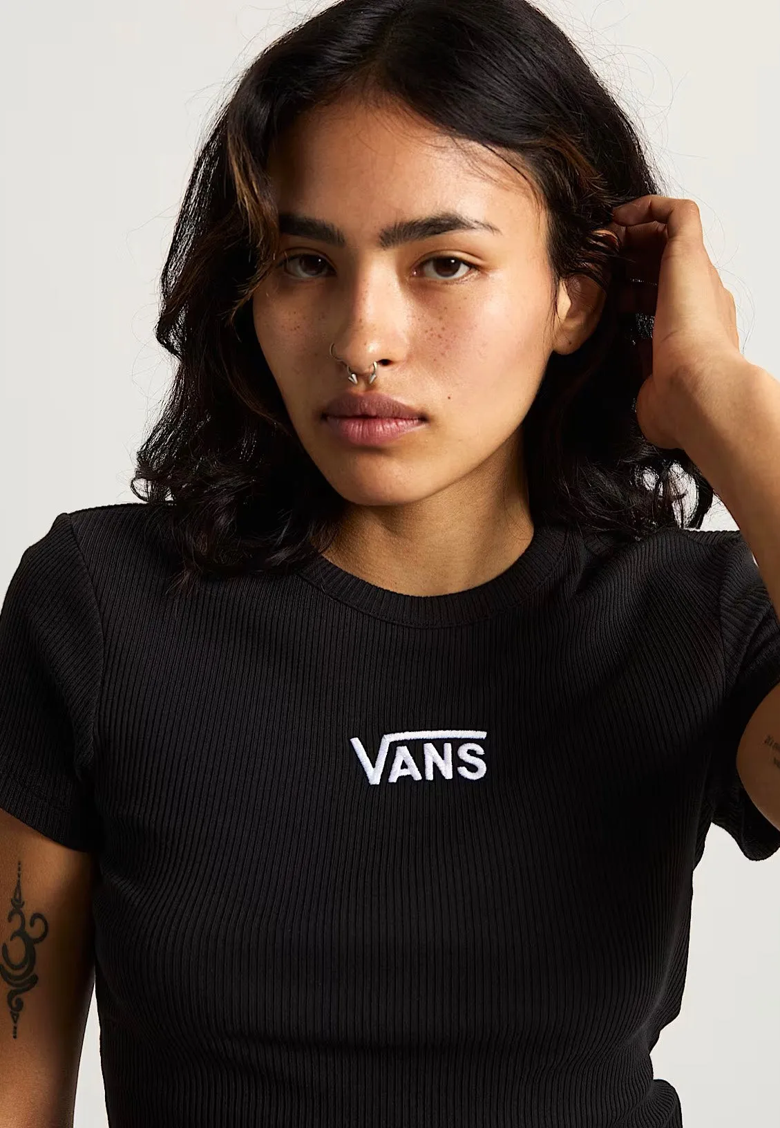 Clean Fit Vans - Cameron Black - T-Shirt
