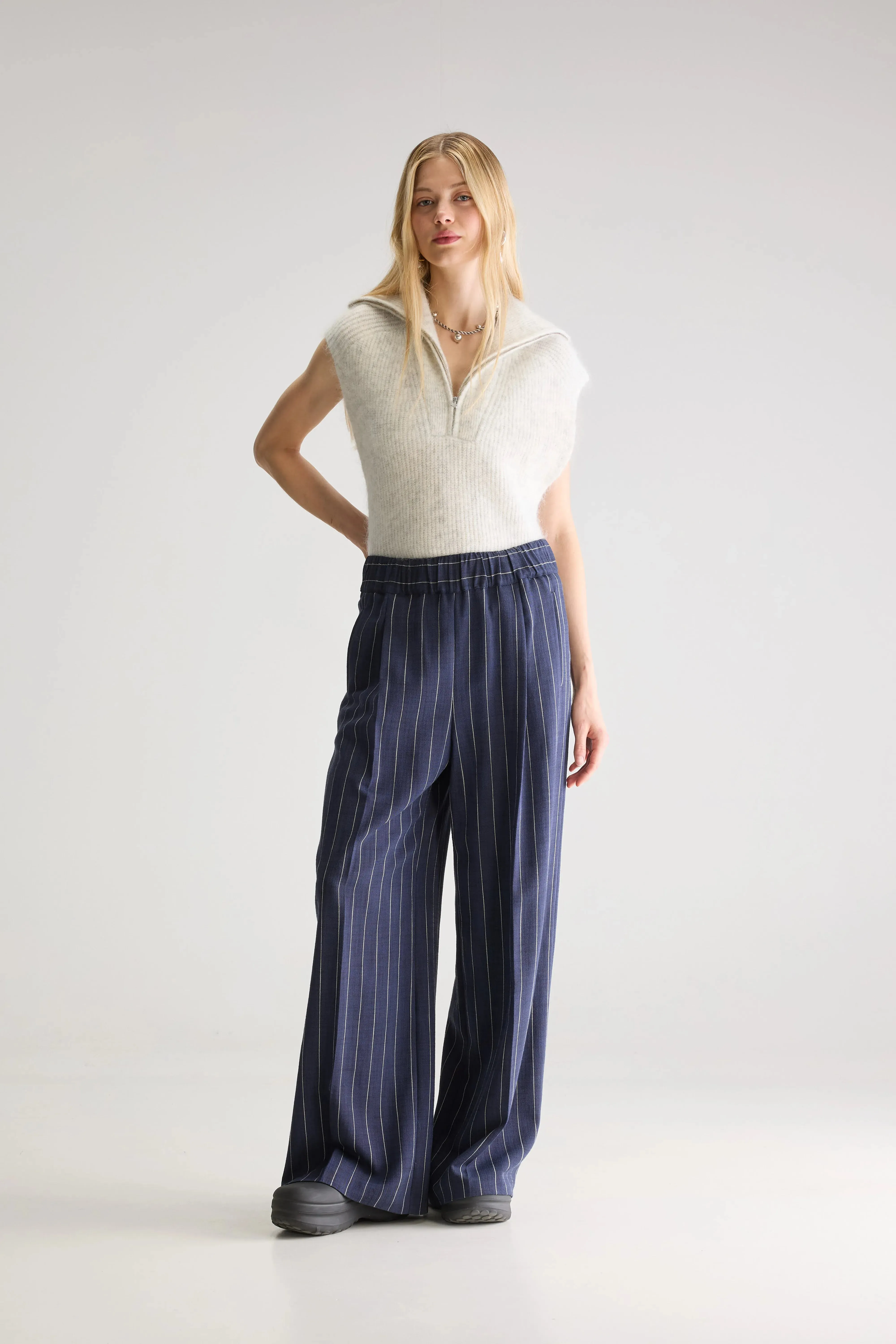 Comfortable Fabric Vespa wide trousers (251 / W / STRIPE A)
