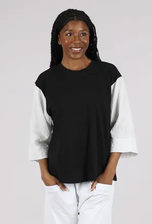 figure-hiding Contrast Sleeve Jersey Top, Black/Mono