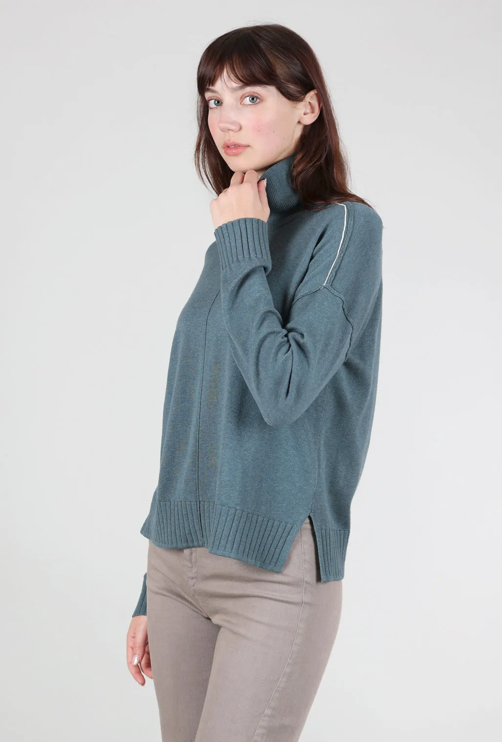 Contrast Tipped Relaxed Tneck, Heron Raglan Sleeve