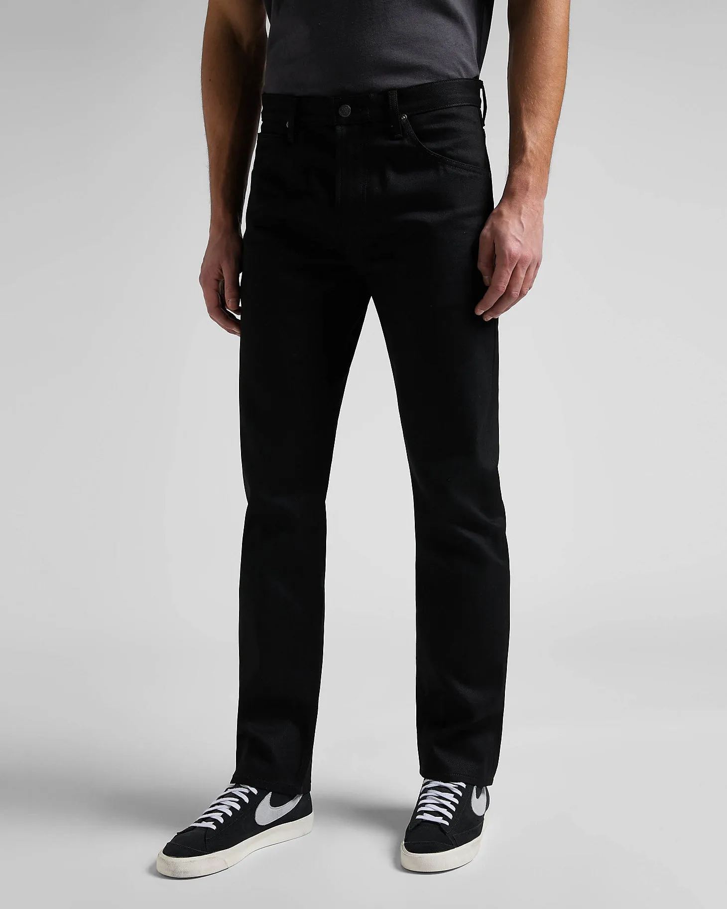 Lee 101 Z Relaxed Fit Recycled Cotton 14oz Selvedge Mens Jeans - Dry Black | Lee Jeans | JEANSTORE