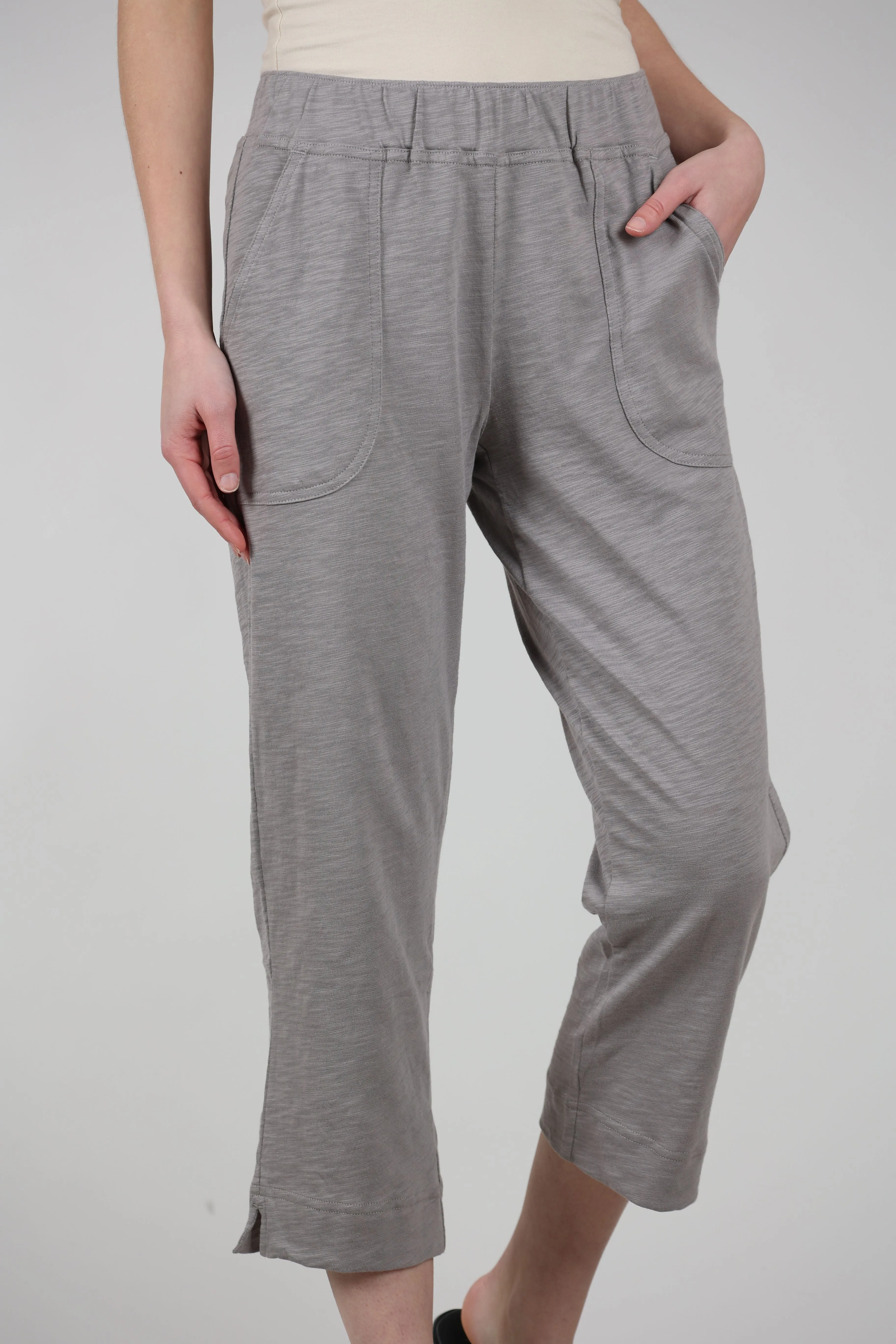 Cotton Slub Pocket Capri Pants, Fog Classic Fit