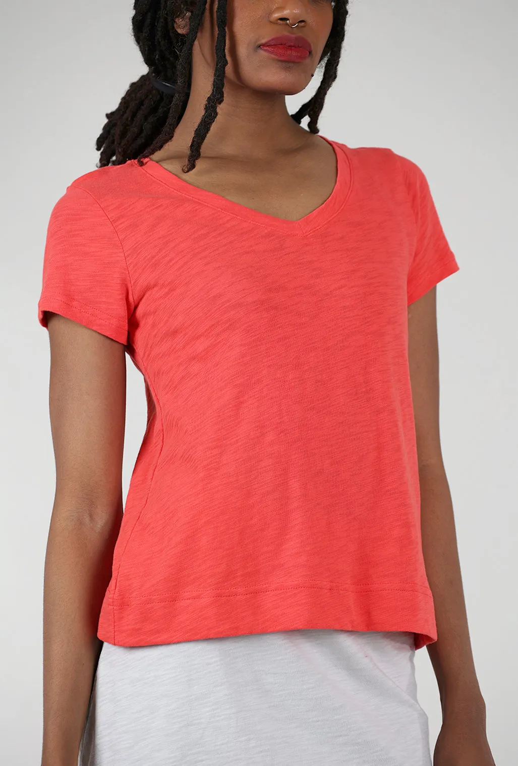 Cotton Slub V-Neck Tee, Red Exceptional design
