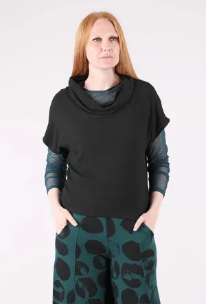 Cozy Suki Top, Obsidian handsome style