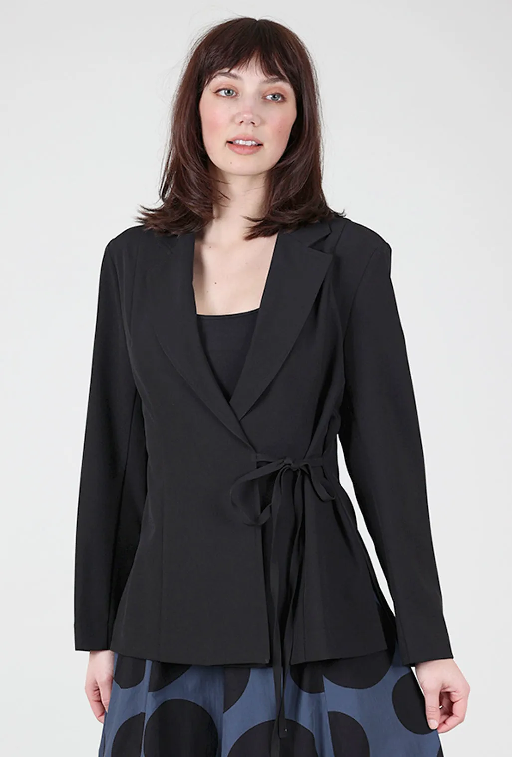 humid Crepe Tie Jacket, Black