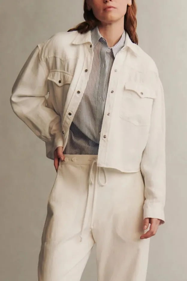 Cropped OG White Jacket outdoor yoga