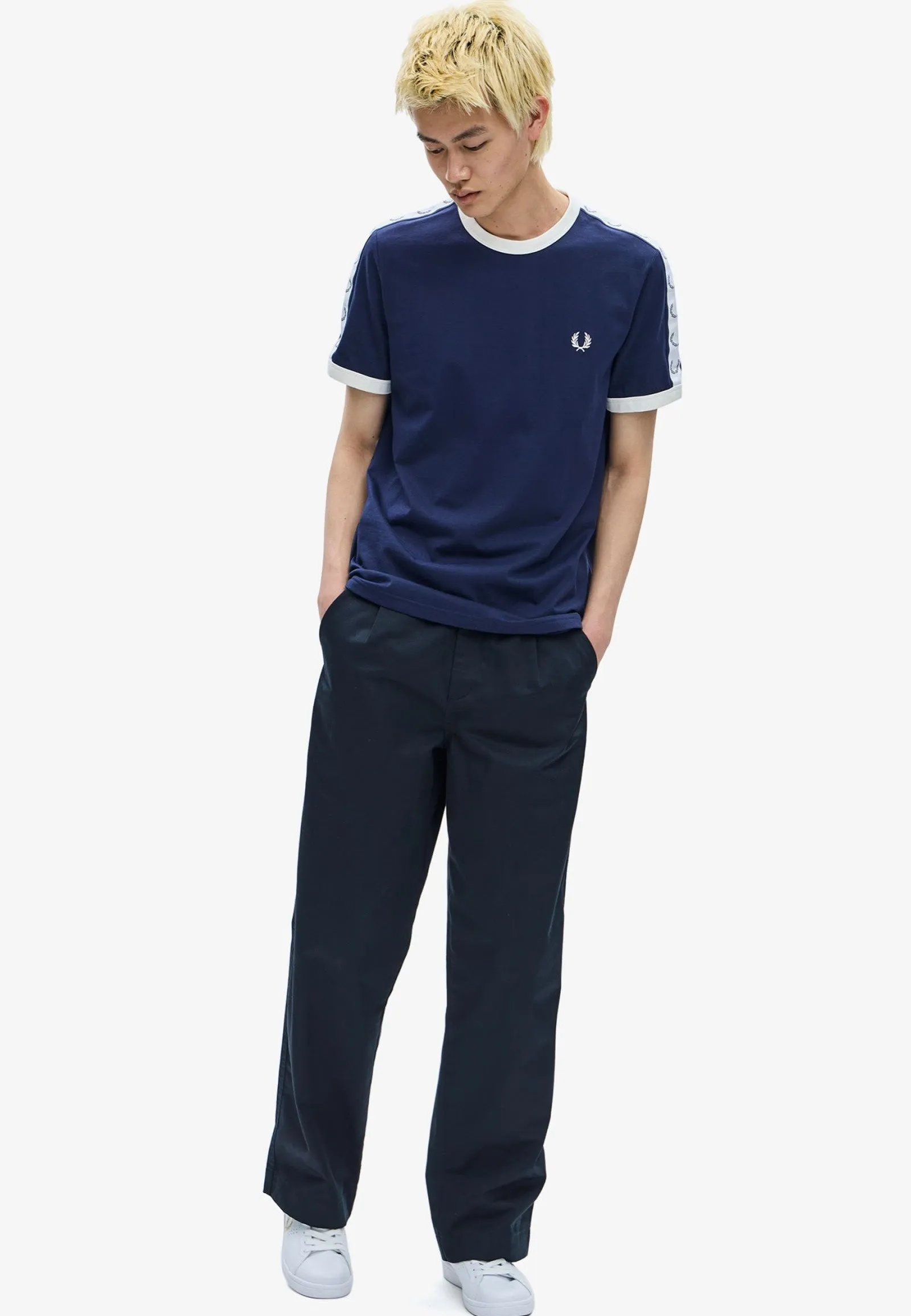 Daily Street Fred Perry - Taped Ringer Carbon Blue - T-Shirt