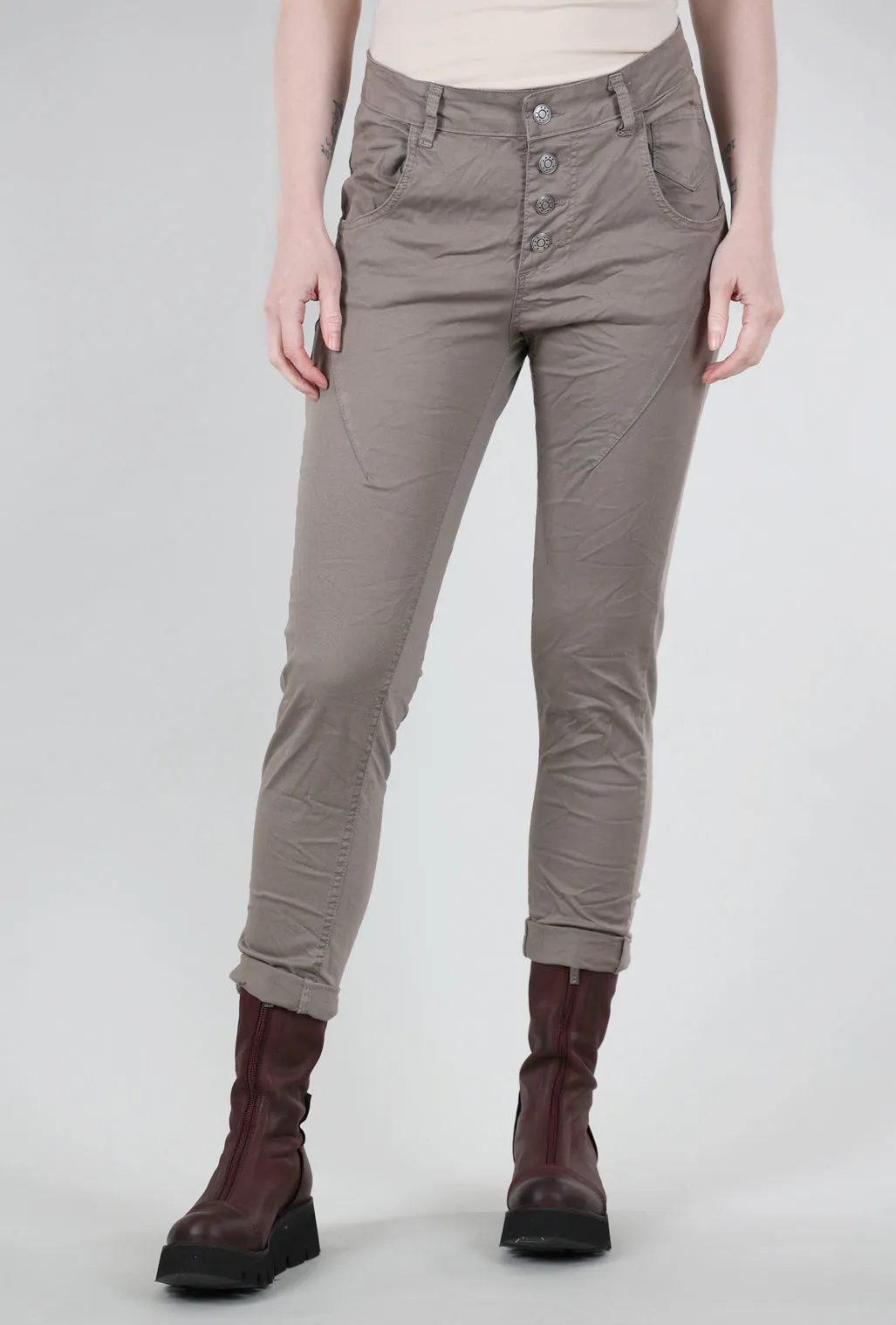 Four-Button F/W Signature Pant, Taupe Water-resistant