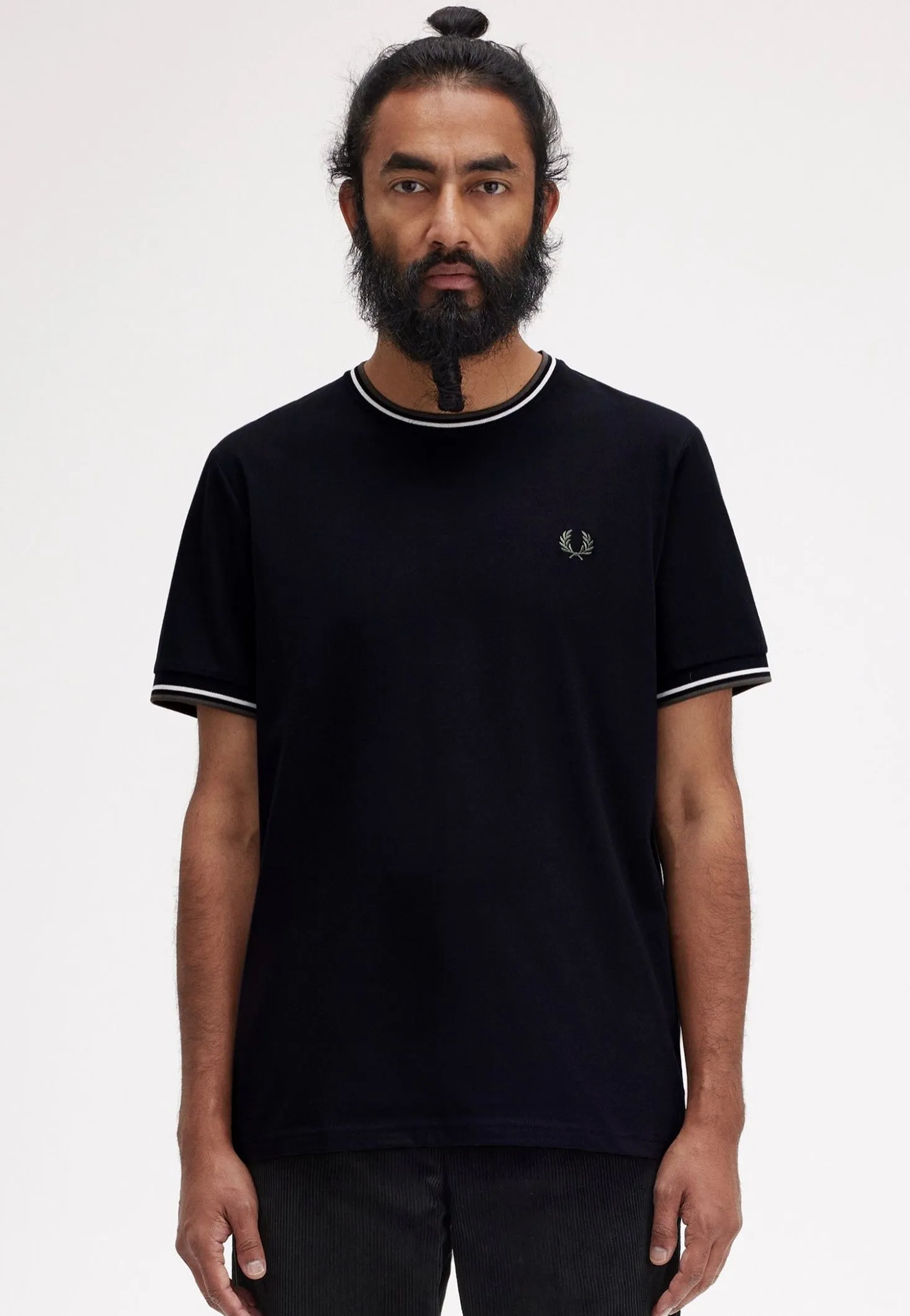 Dainty - delicate Fred Perry - Twin Tipped Black/Ecru/Laurel Wreath Green - T-Shirt