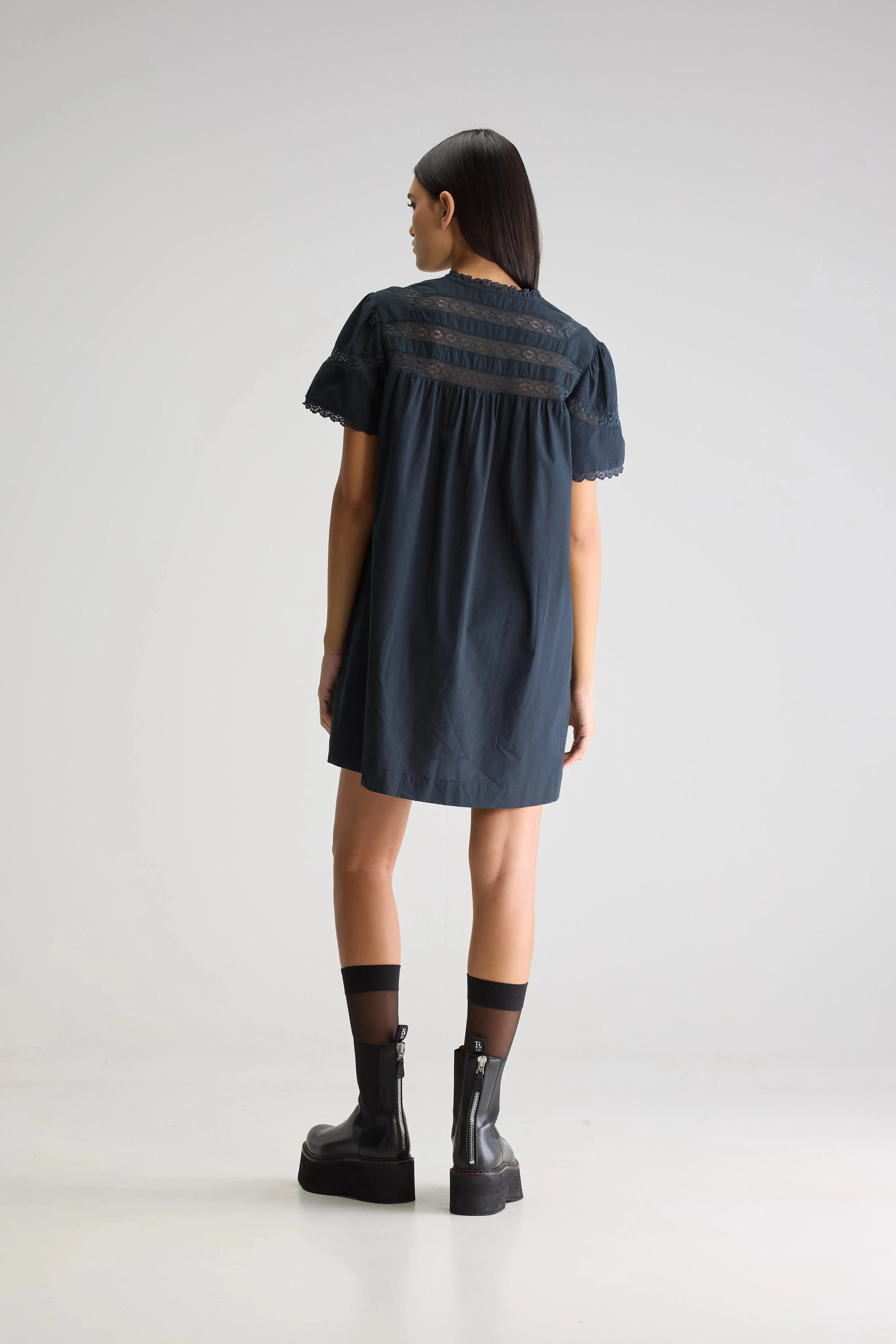 Djerba babydoll dress (251 / W / BLACK BEAUTY) Beaded Fringe