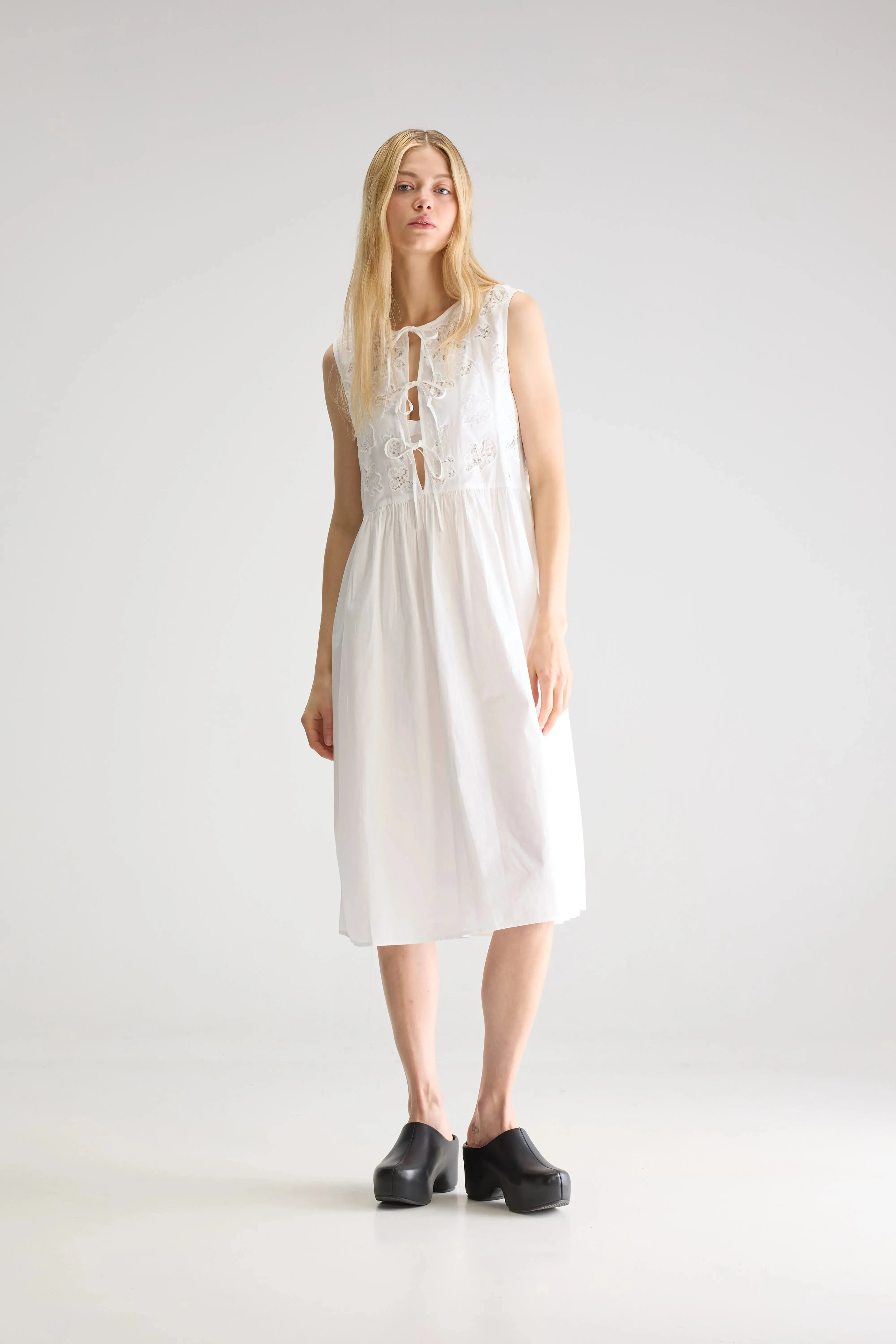 Dora midi dress (251 / W / WHITE) Amethyst Purple