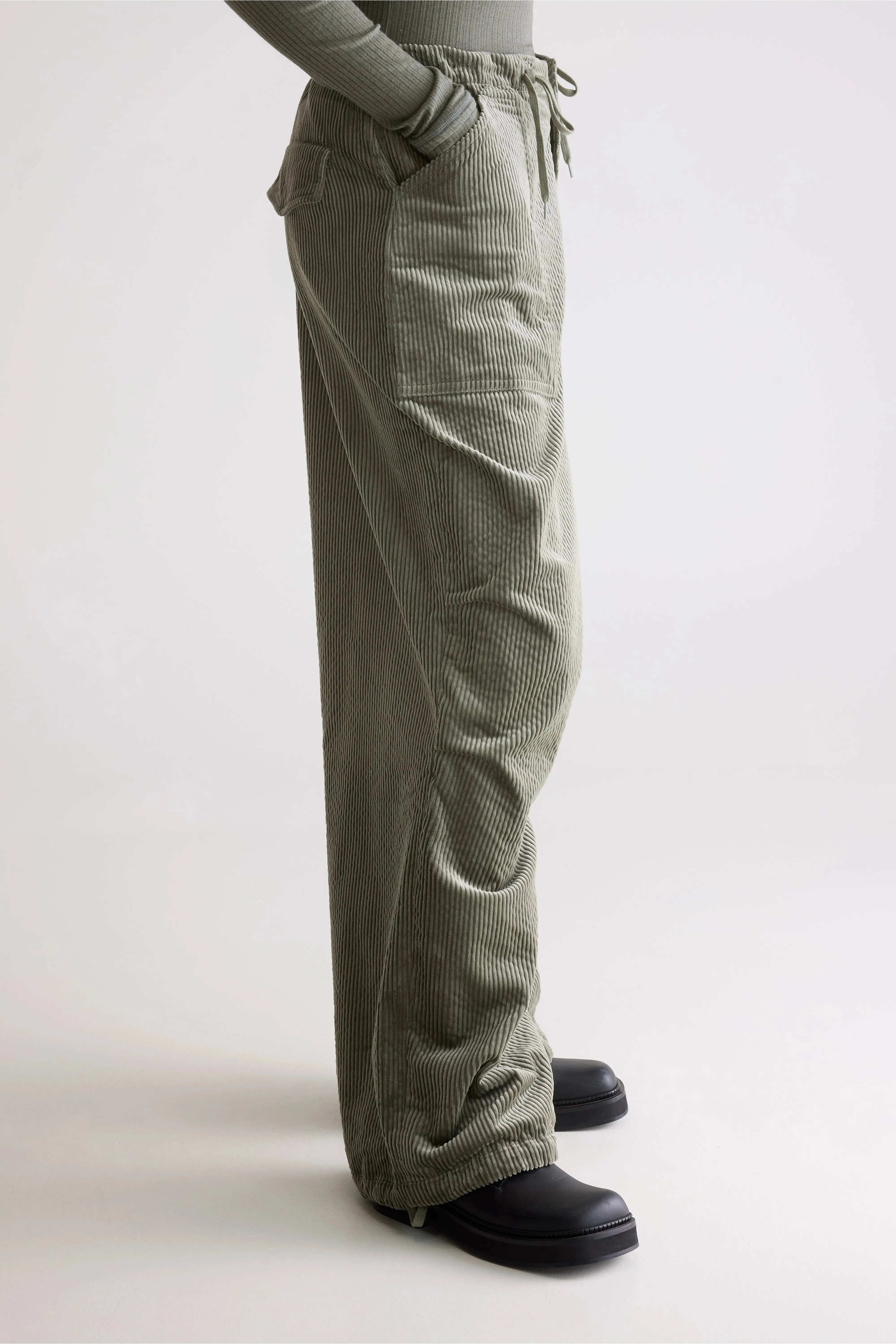 Durable Fabric Jicko baggy trousers (252 / W / SAGE)