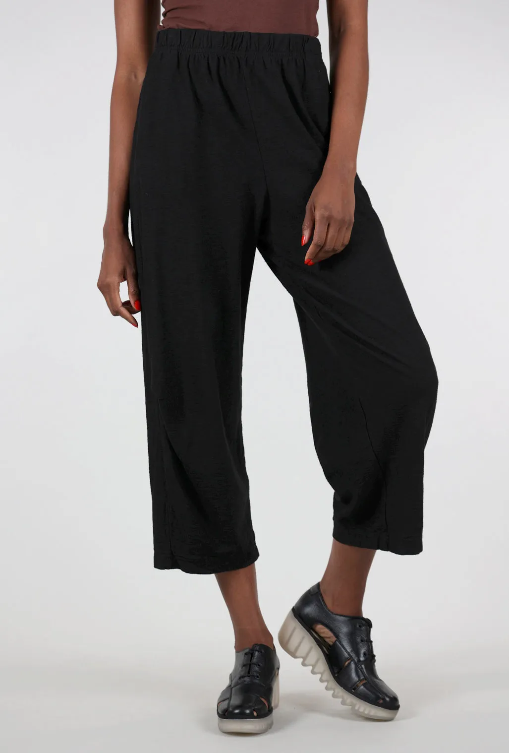 LCJ Tuck Pocket Pants, Black Move Comfort Simple Comfort