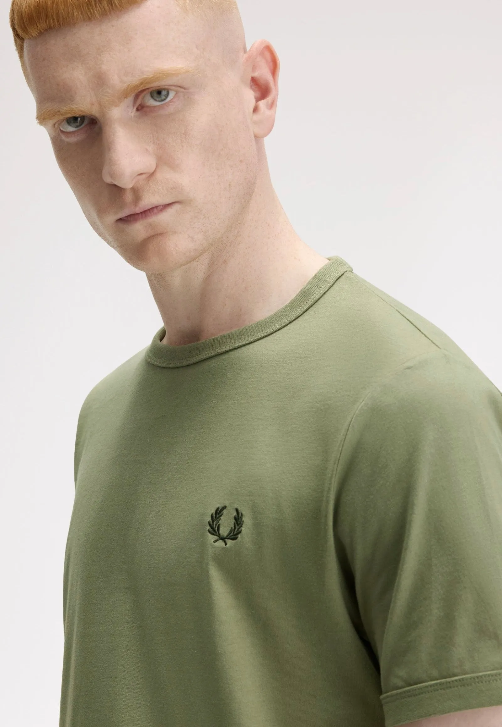 Durable Quality Fred Perry - Ringer Olive Mint - T-Shirt