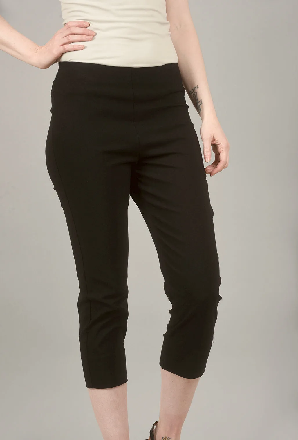 Easy Care Mindy Cropped Pant, Black