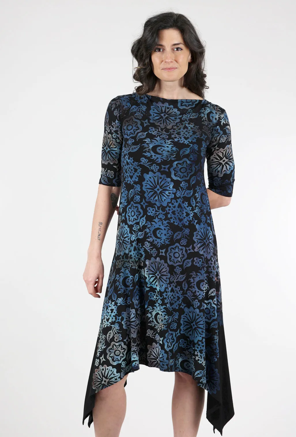 Effortless weekend dress Signature Mood Elbow-Sleeve Bat Dress, Blues