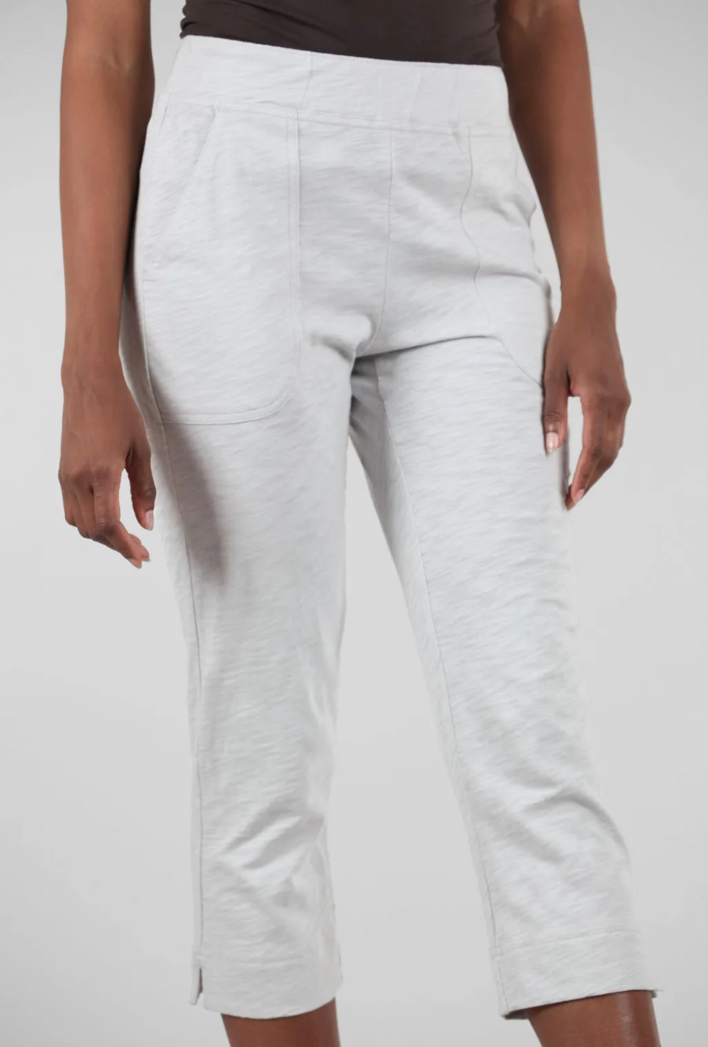 Elegant Fit Cotton Slub Pocket Capri, Dune