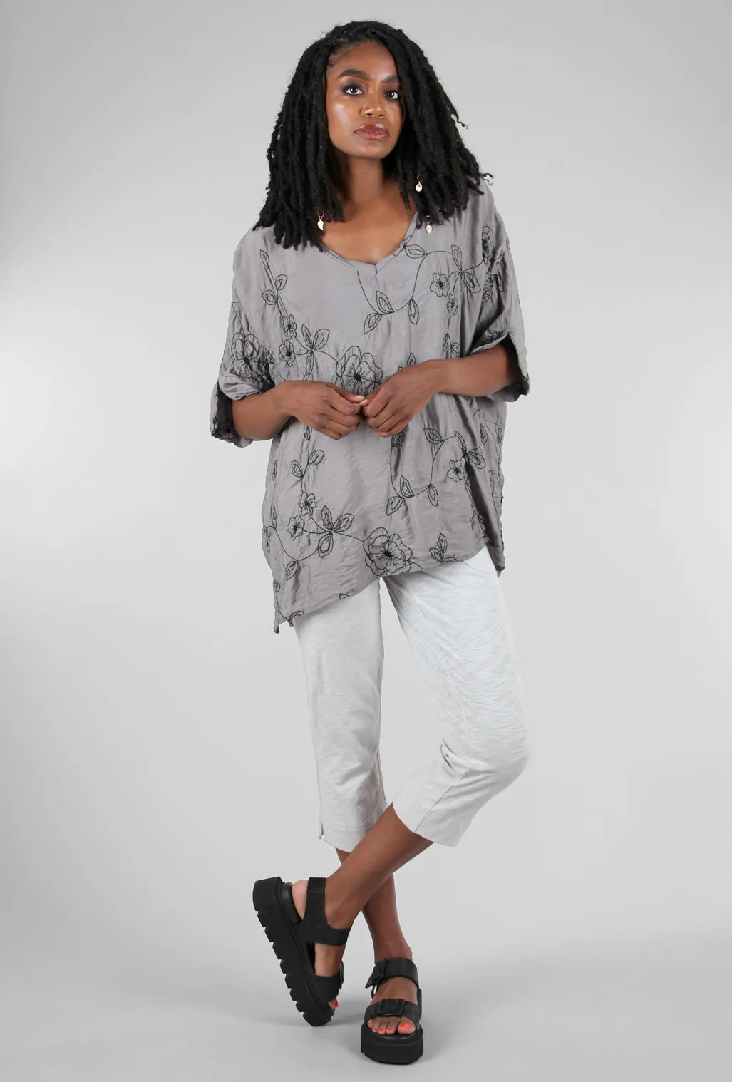 Elegant Fit Cotton Slub Pocket Capri, Dune