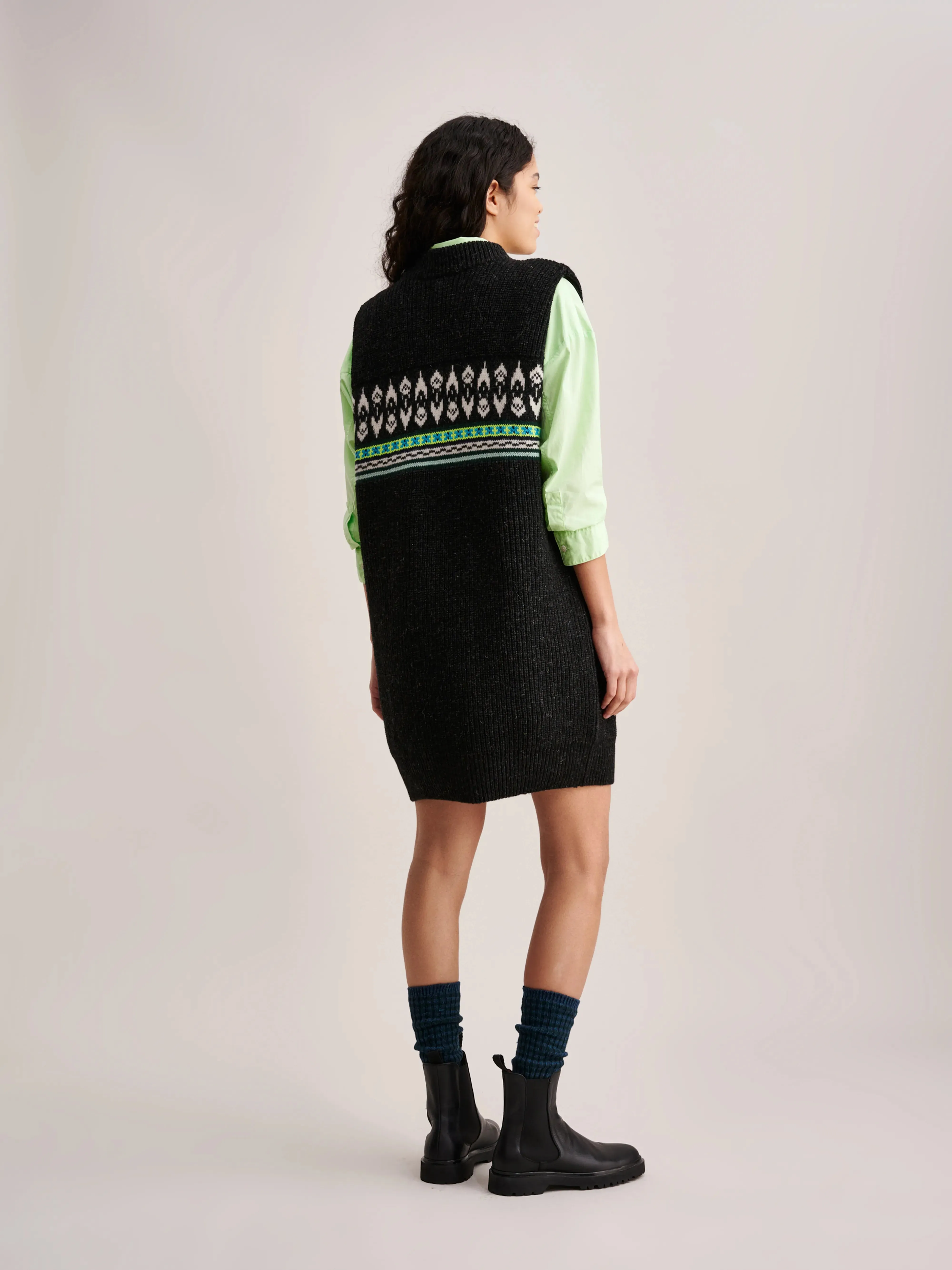 Embroidered Outfit Aiqe Dress (232 / W / BLACK)