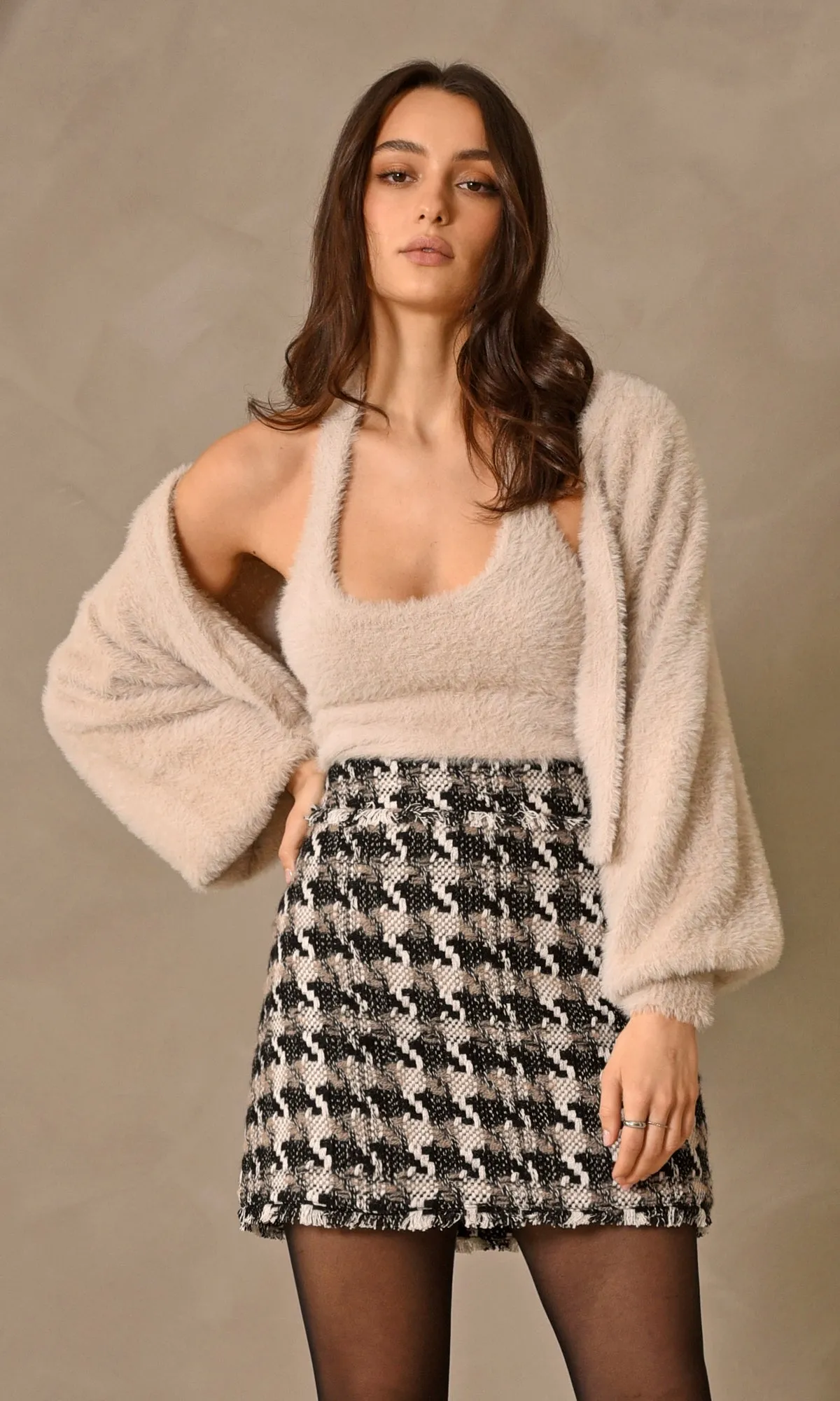 Embroidery Pattern Lina Fuzzy Knit Cardigan
