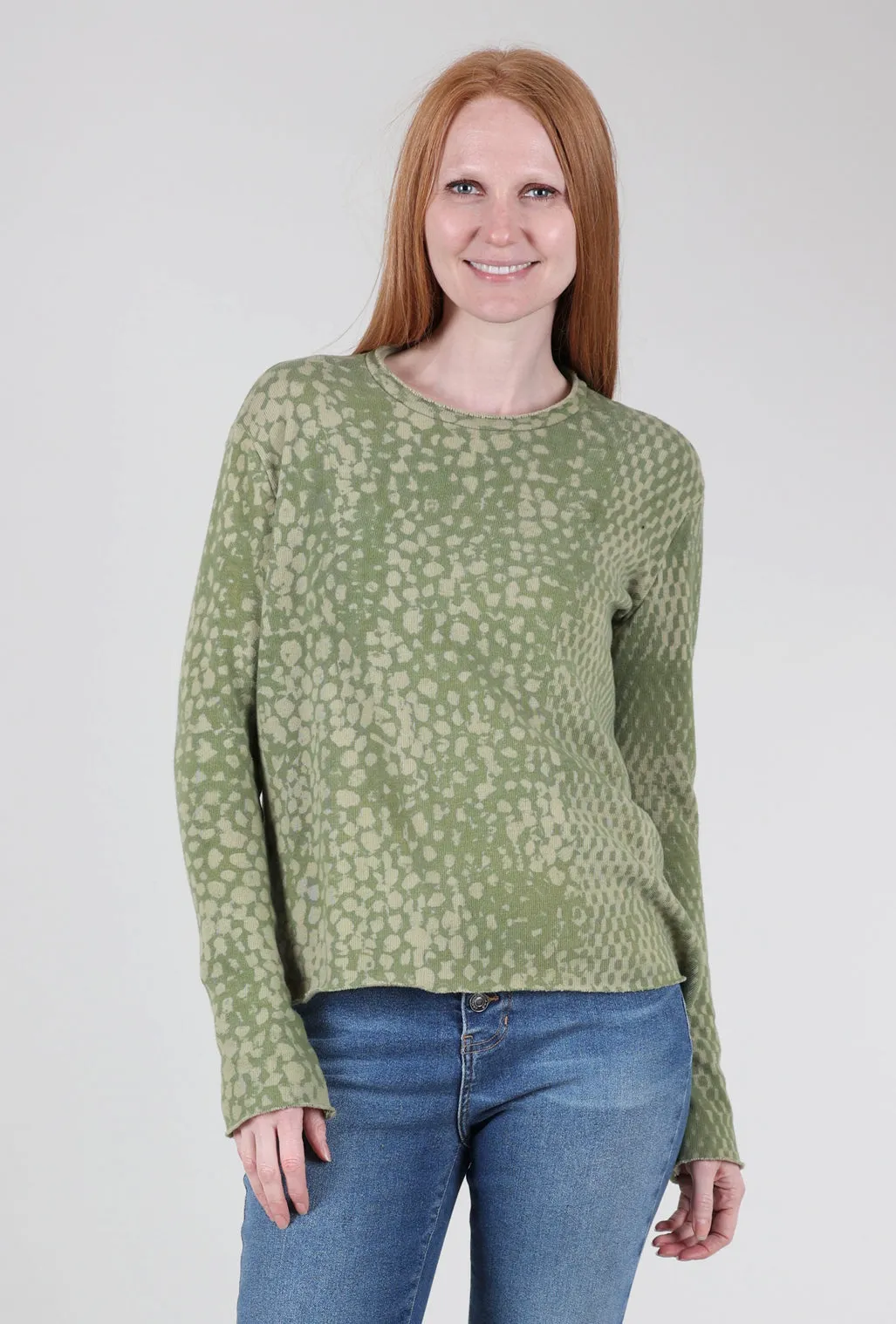 Relaxed long-sleeve sweater Soft ribbed knit Cozy Dot Dye Top, Avocado/Stone
