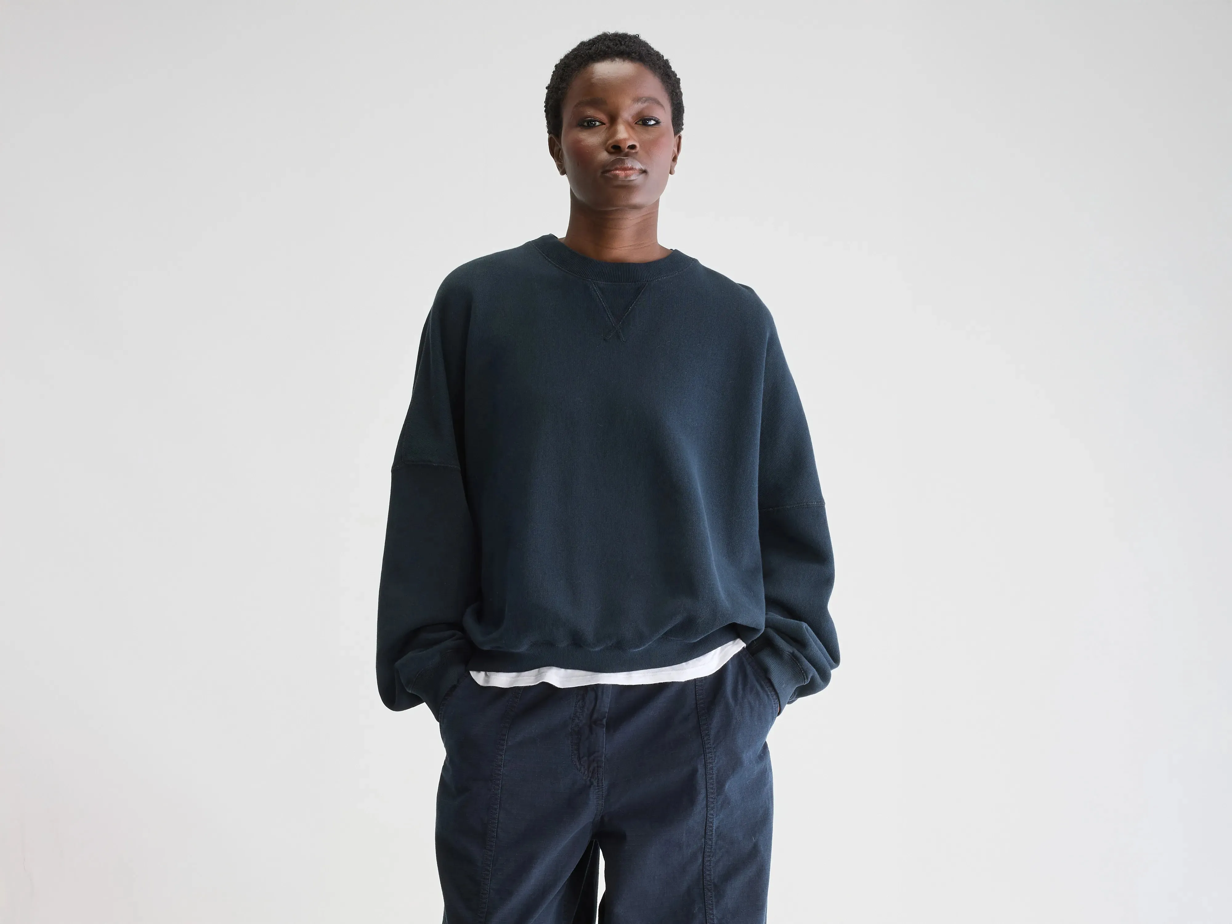Flipo crewneck sweatshirt (251 / W / AMERICA) product group cooperation Travel Chic