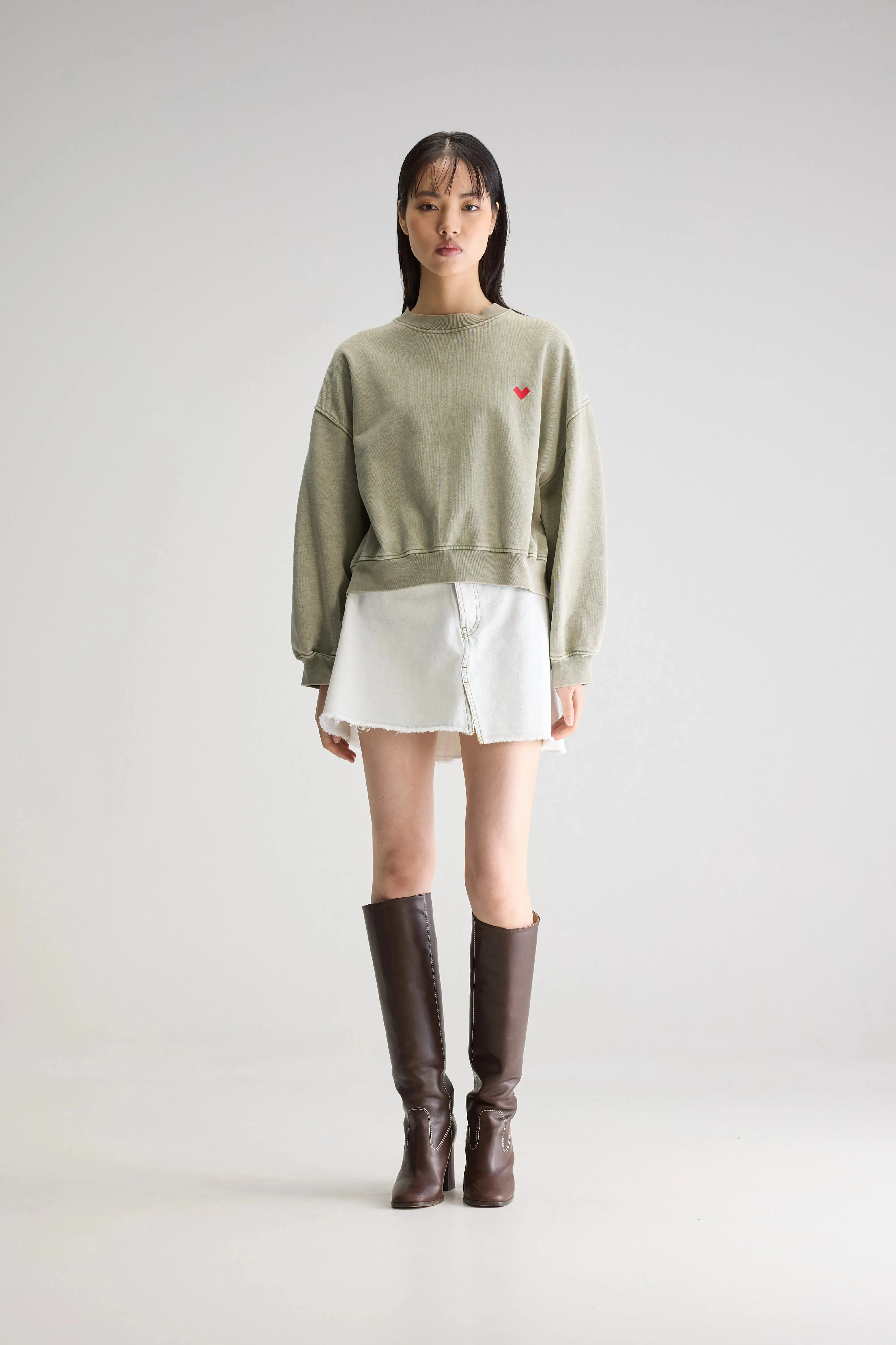 Fancy cropped crewneck sweatshirt (251 / W / JEEP) Layer Smart