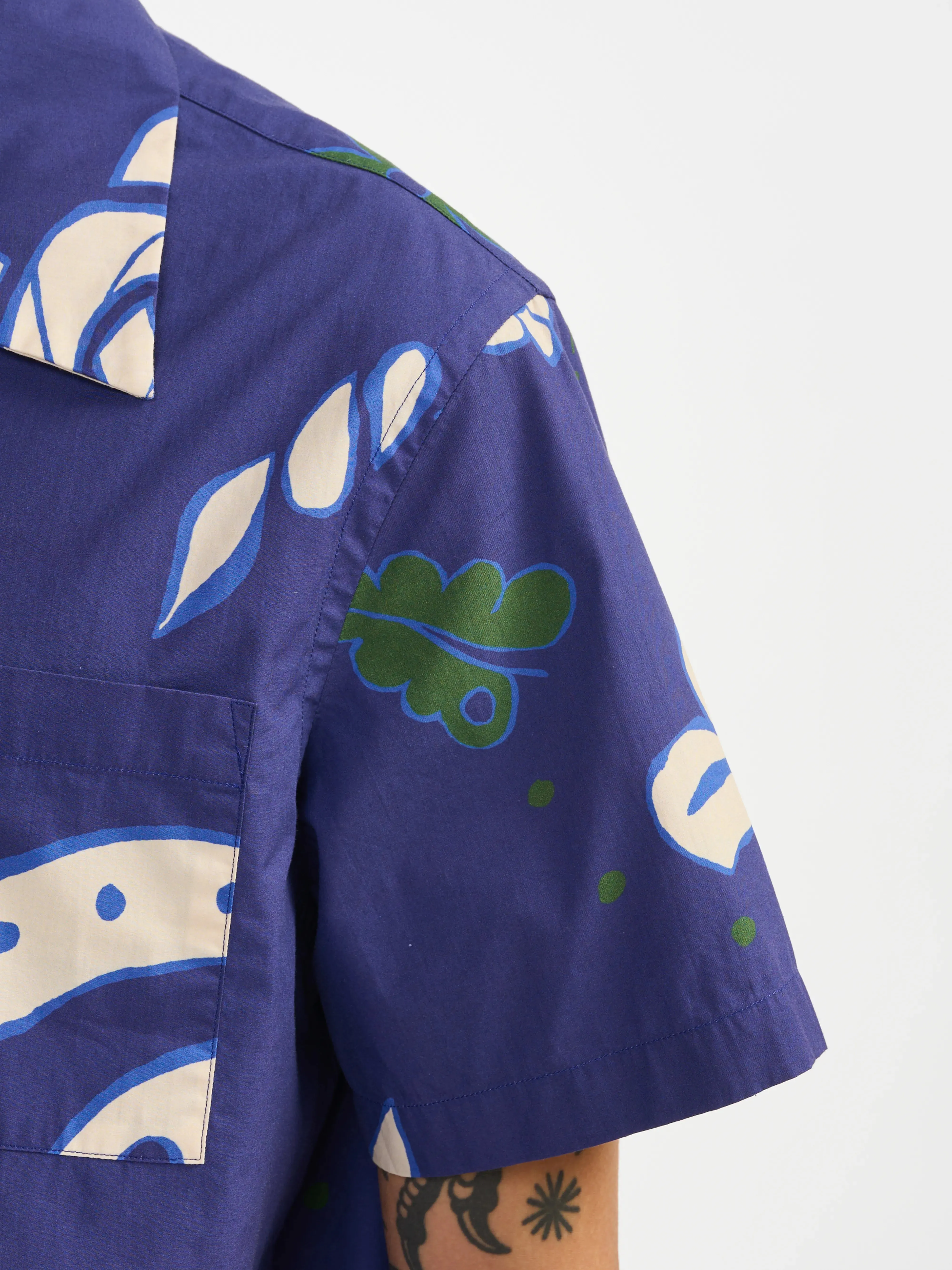 faraway shirt (241 / M / DISPLAY A) relaxed shape
