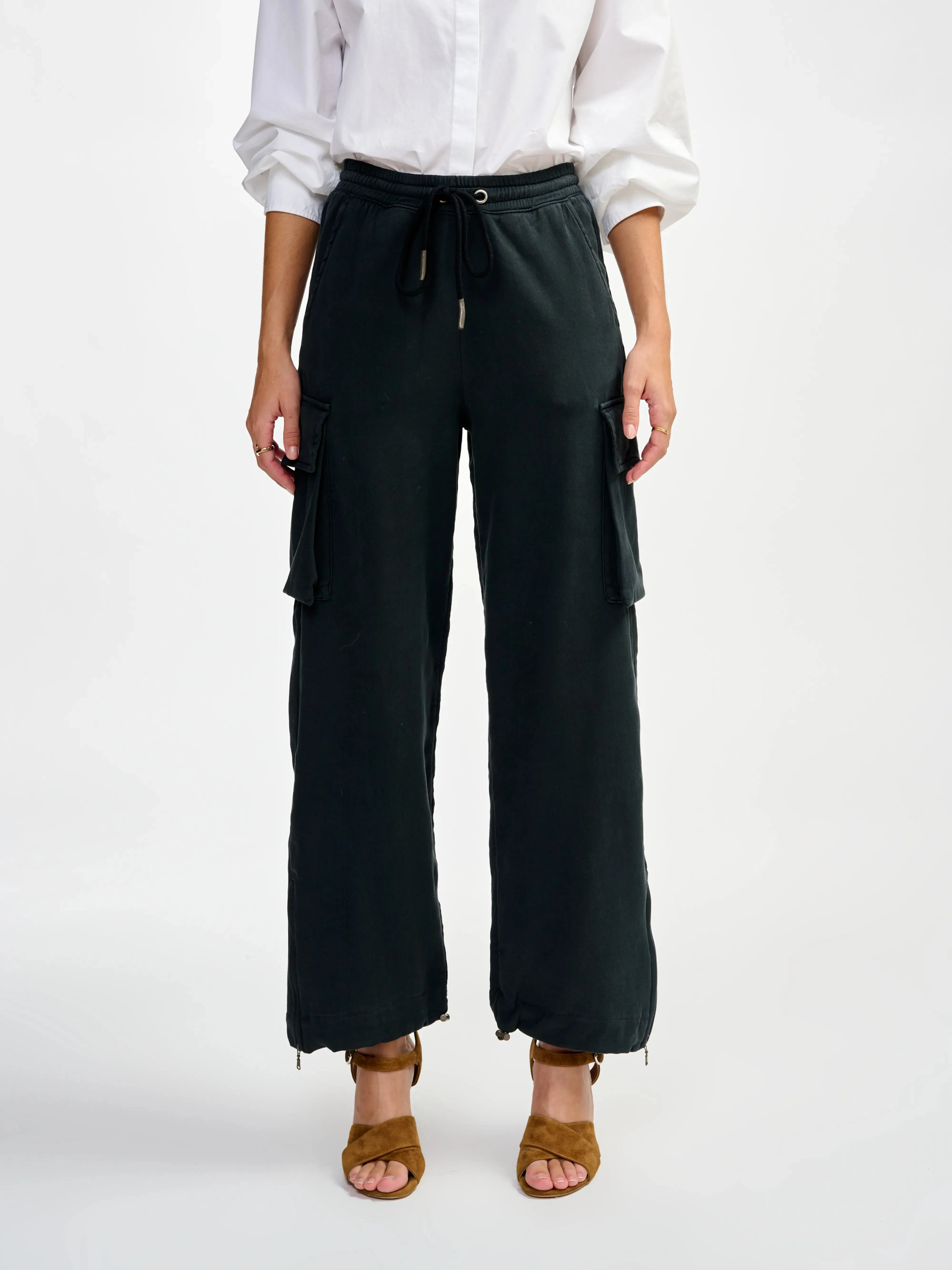 farro trousers (241 / W / BLACK BEAUTY) Daily Comfort