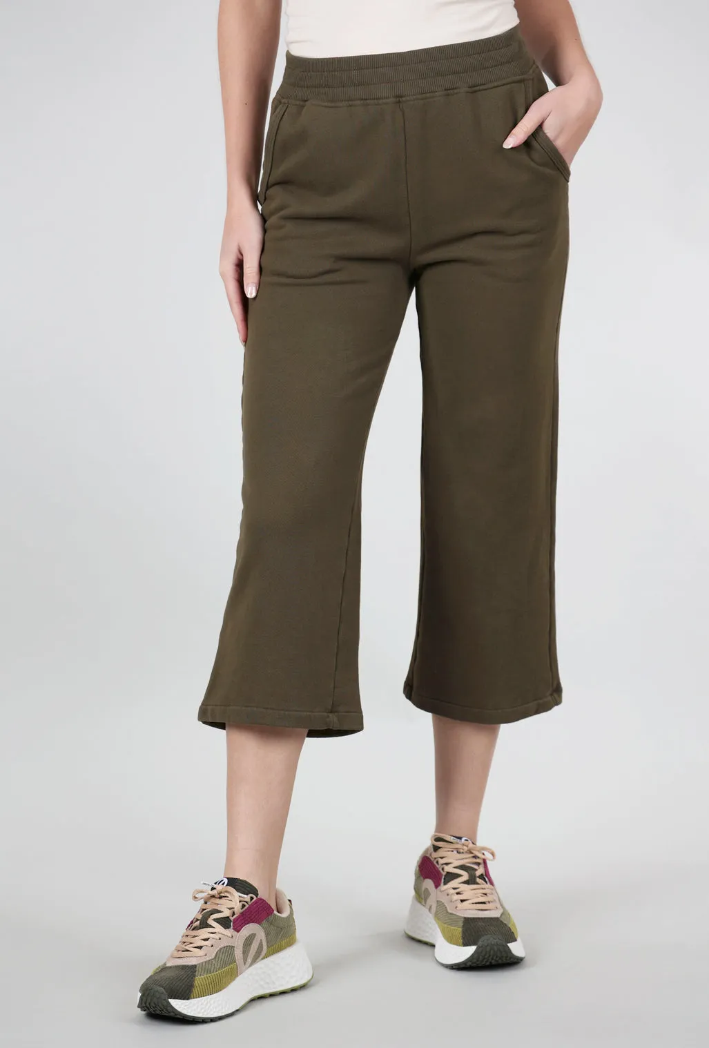 Relaxed Fit Sweatpants, True Olive Quick Fit