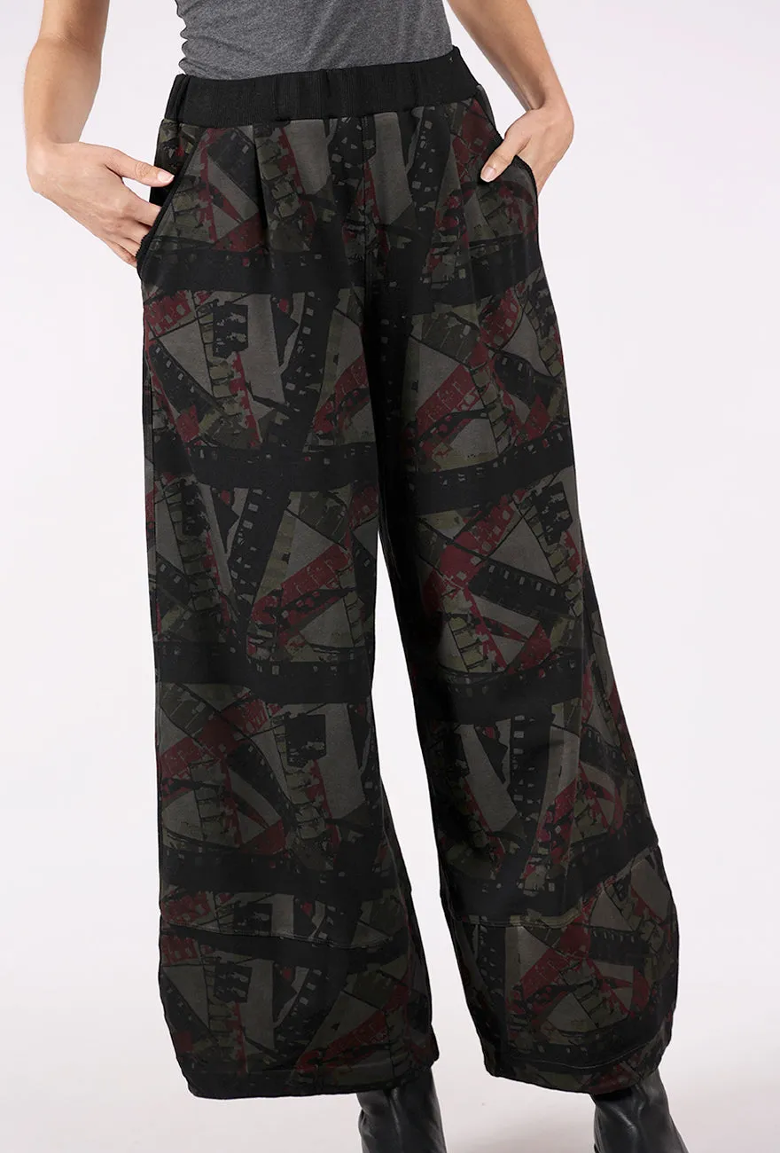 Fiona Print Pants, Smokey Effortless Style
