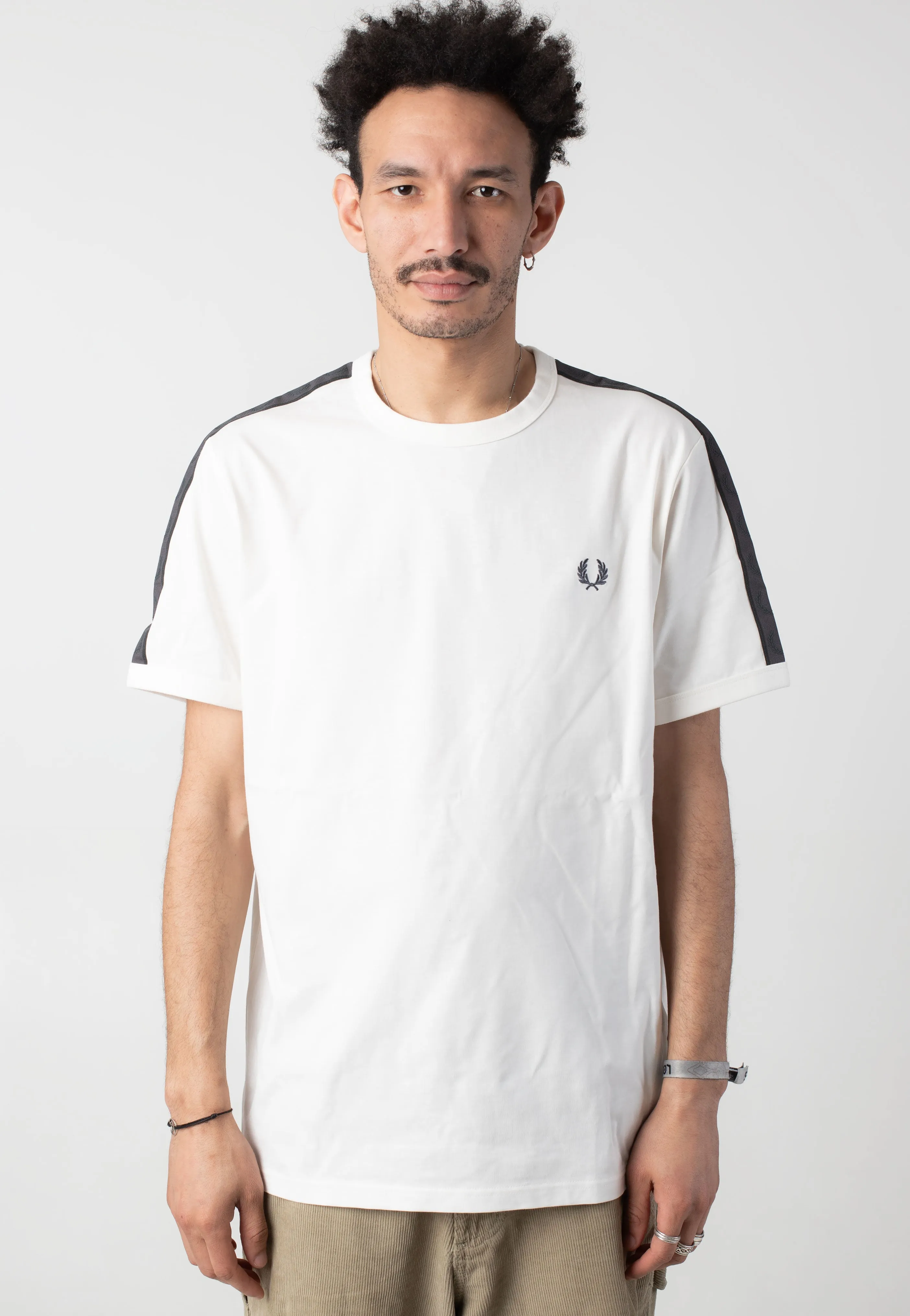 Seasonal Style Flattering Cut Fred Perry - Contrast Tape Ringer Lecru/Agrey - T-Shirt