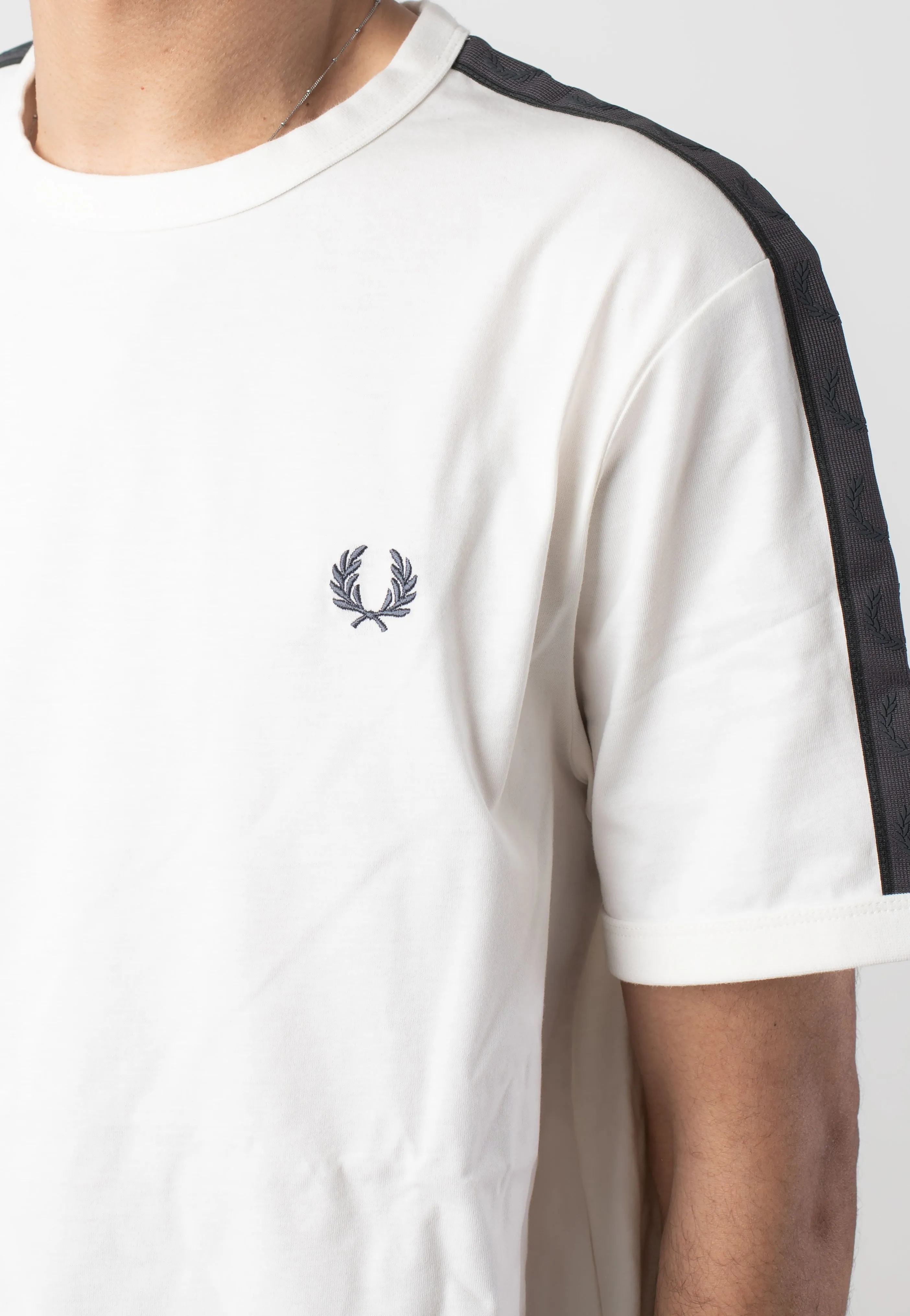 Fitted Style Fred Perry - Contrast Tape Ringer Lecru/Agrey - T-Shirt