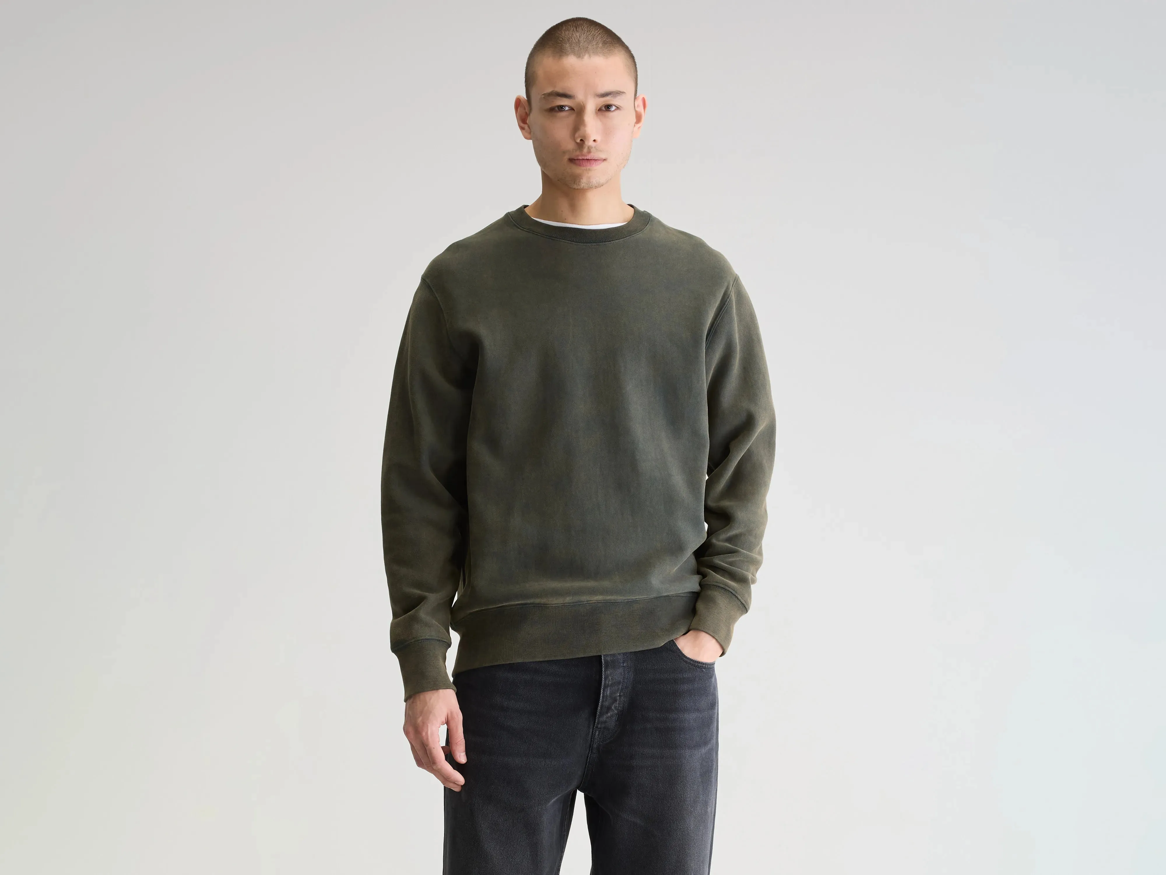 Flake crewneck sweatshirt (251 / M / JET SET) Trend Focus